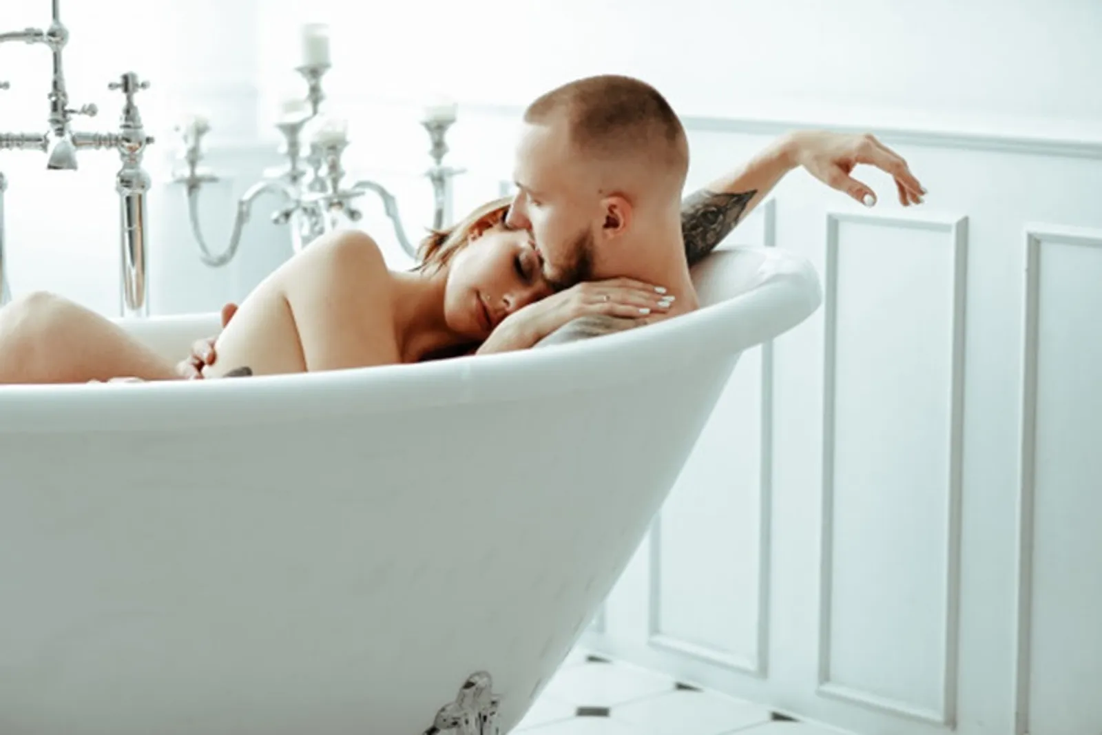 Makin Seksi, Ini 8 Posisi Shower Sex yang Menggairahkan