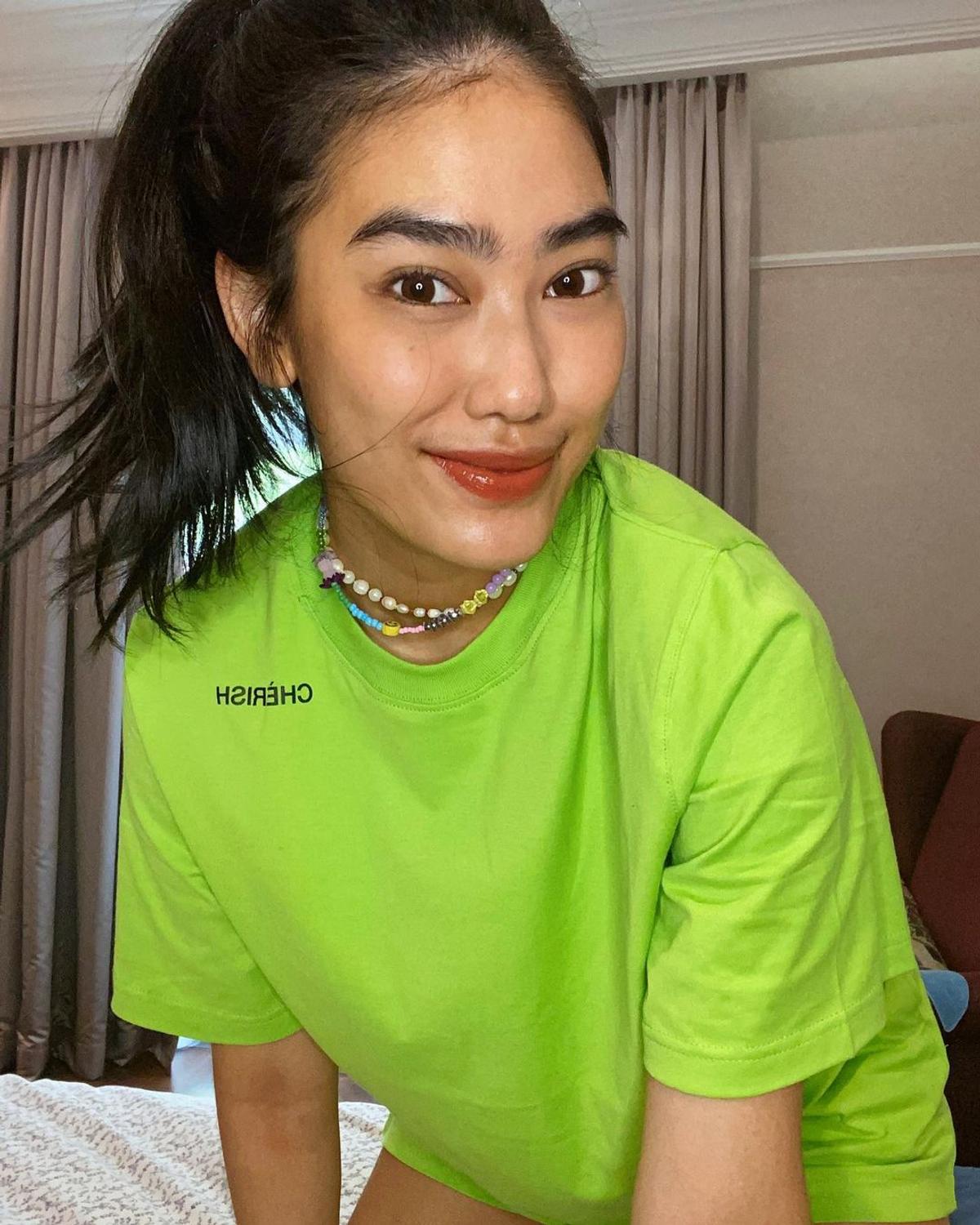 5 Fashion Item Wajib Anak Jaksel yang Sekarang Masih Trend