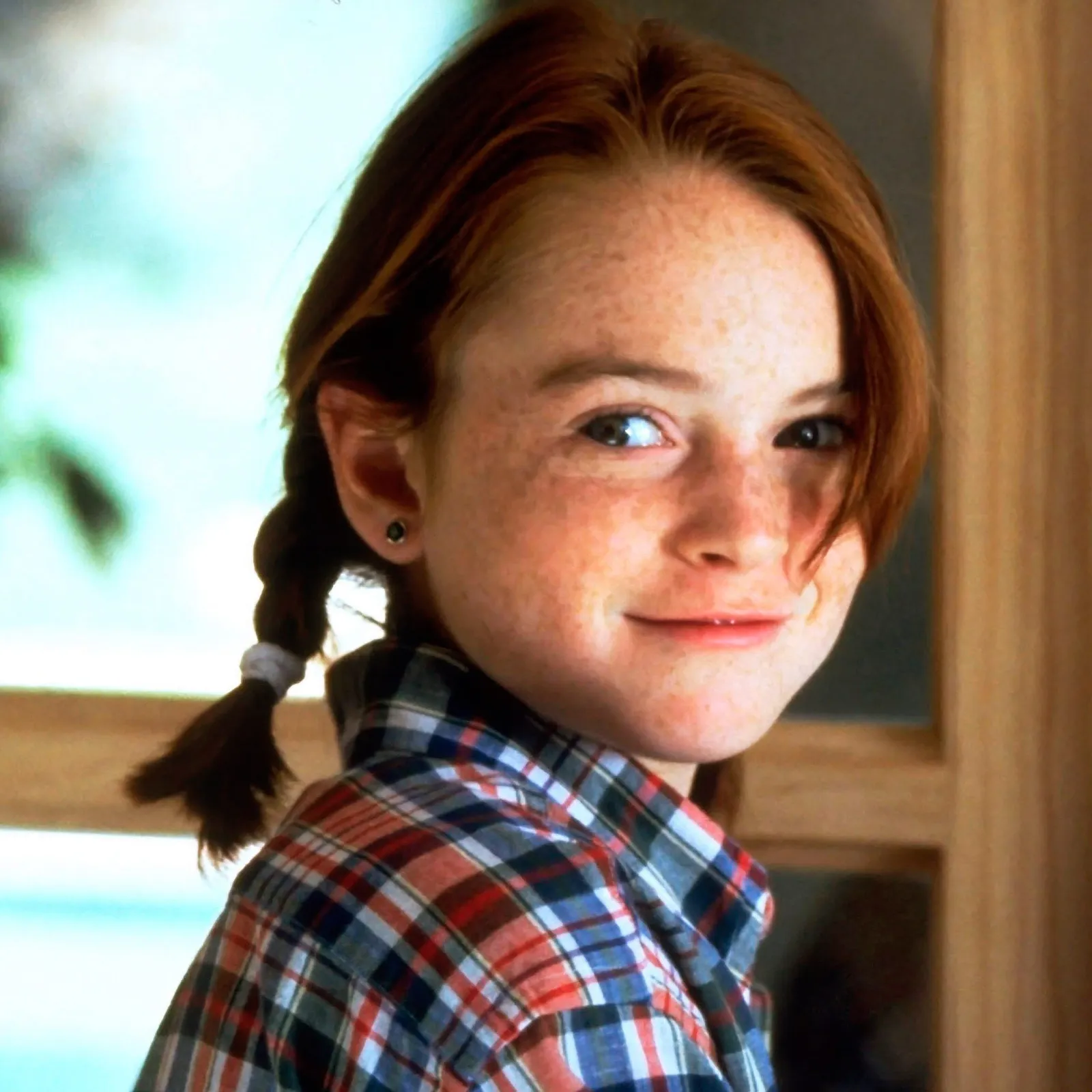Transformasi Gaya Lindsay Lohan di Berbagai Film, Girly hingga Boyish