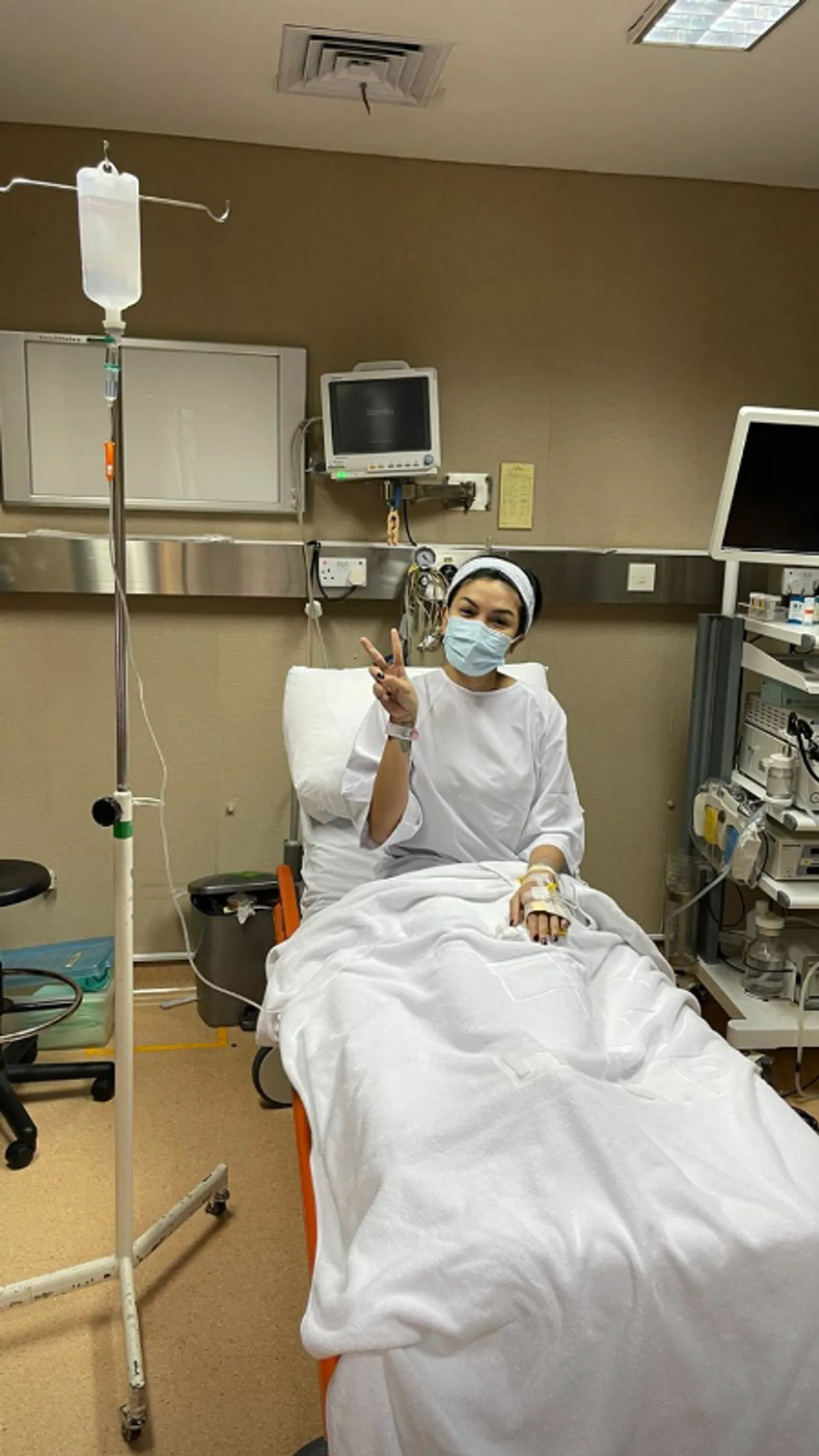 Masih Dirawat di Rumah Sakit, Nikita Mirzani Tetap Bekerja
