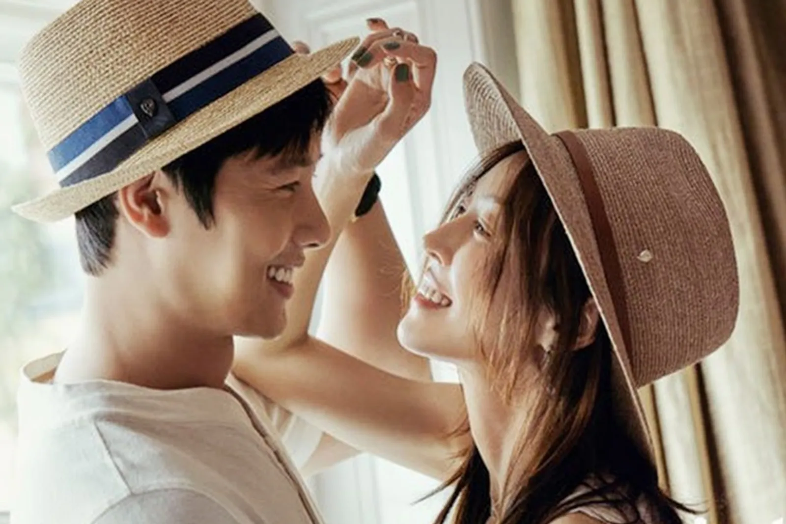 6 Potret Kisah Cinta Kim So Yeon 'The Penthouse' dan Lee Sang Woo