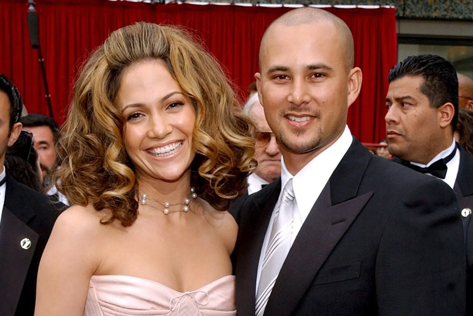 Balikan Sama Ben Affleck, 8 Pria Ini Pernah Jadi Pacar Jennifer Lopez