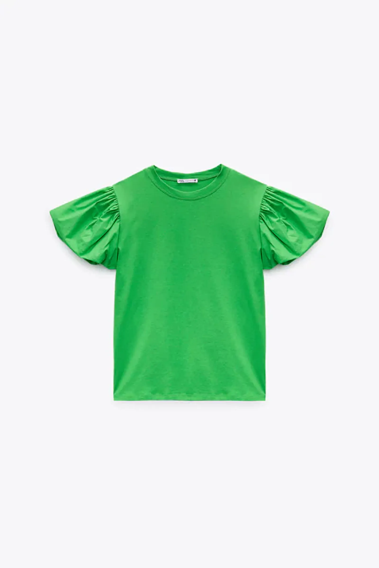 #PopbelaOOTD: 10 Rekomendasi T-shirt yang Bisa Buat Gaya Beda Drastis