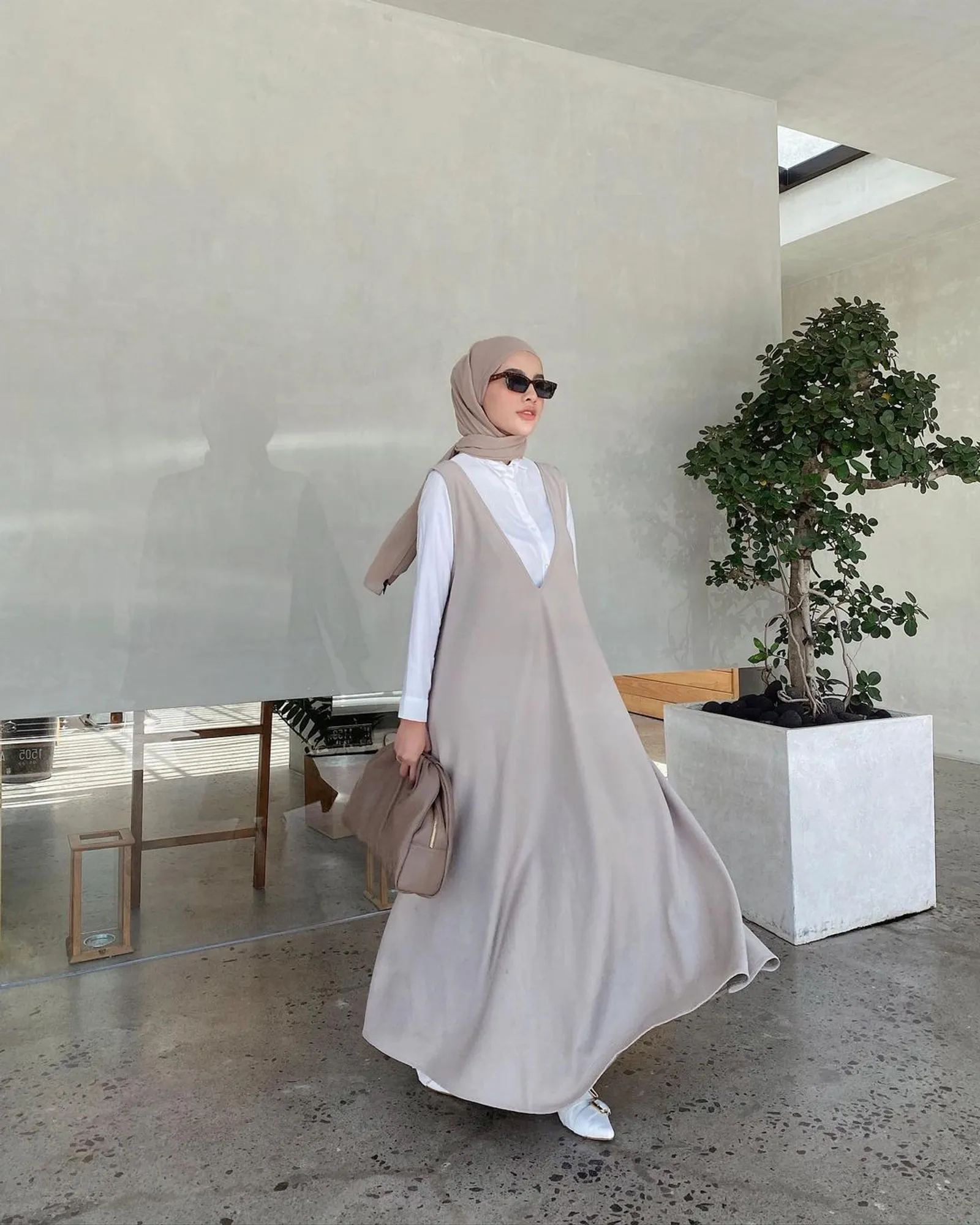 Tips Fashion Hijab untuk Tampil Modis & Nyaman Saat Liburan