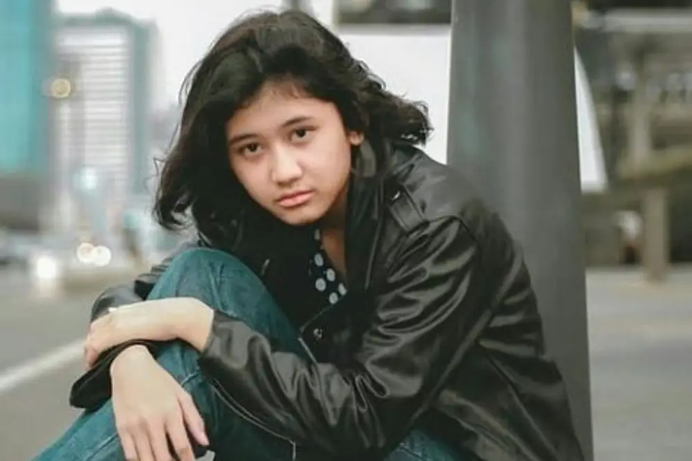 Disebut Mirip Nike Ardila, Intip Potret Amel yang Lagi Viral