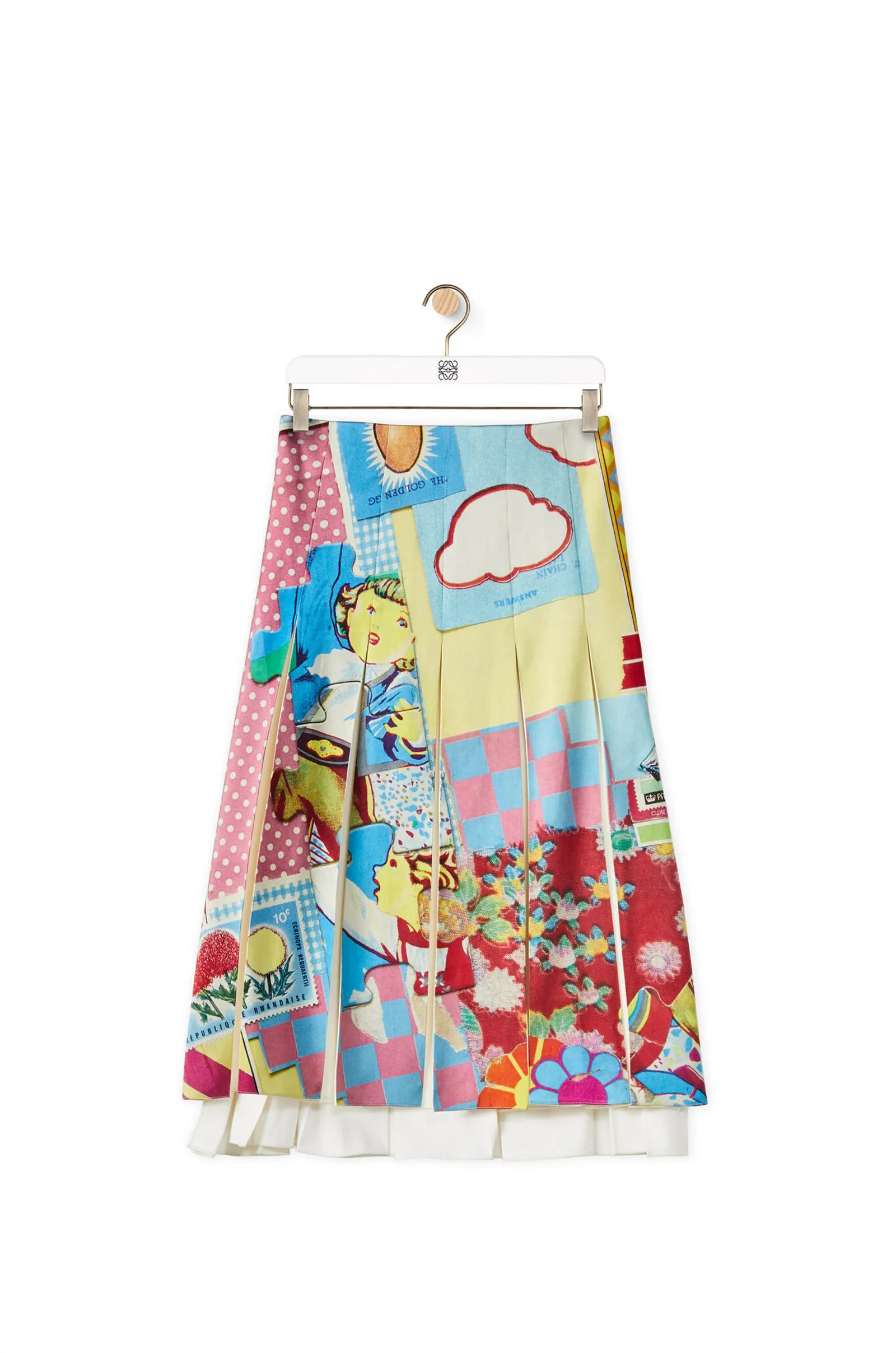 #PopbelaOOTD: Gaya Makin Manis dengan Print Pleated Skirt