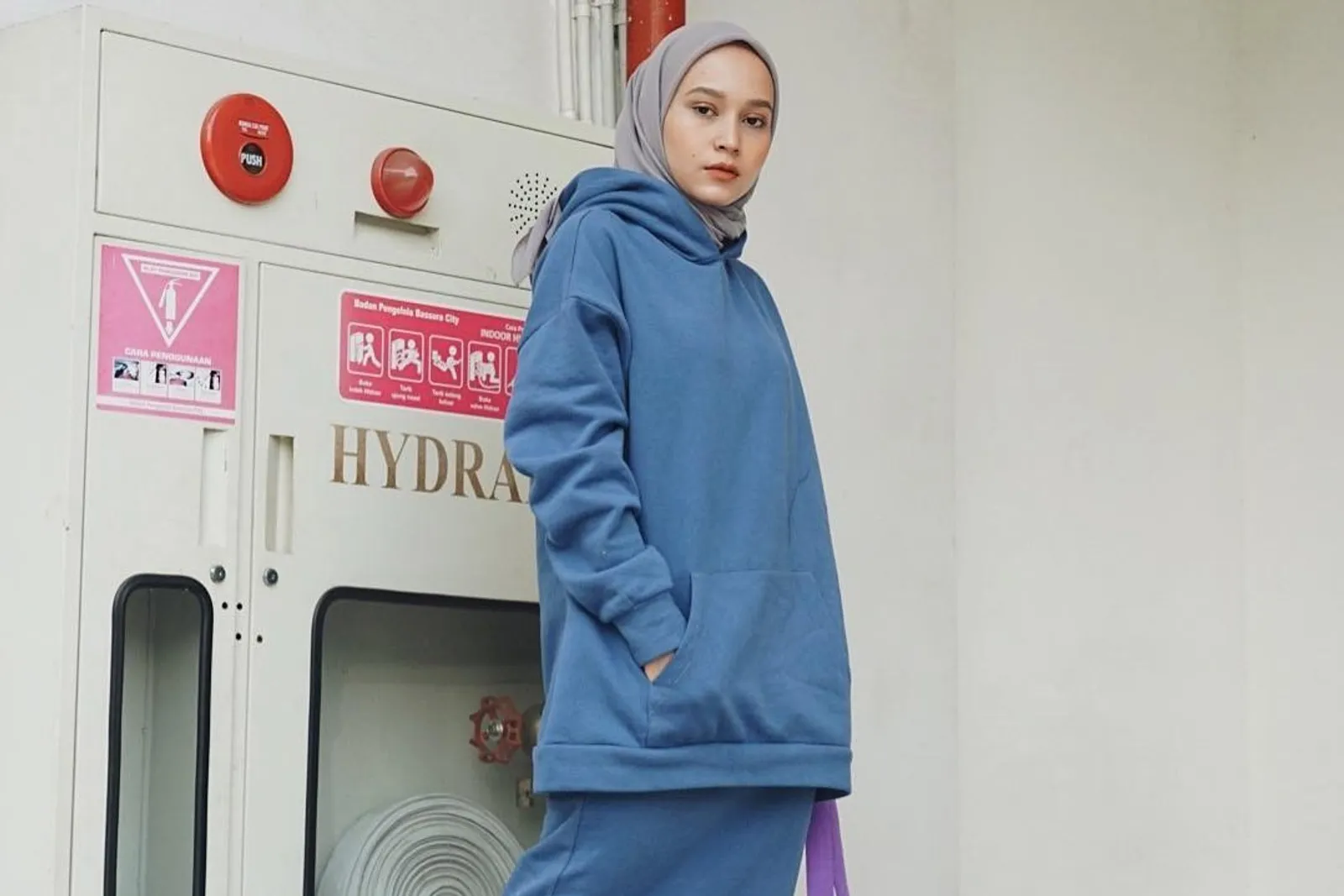 Modis yang Kekinian, Intip Inspirasi Padu-padan Hijab dengan Hoodie