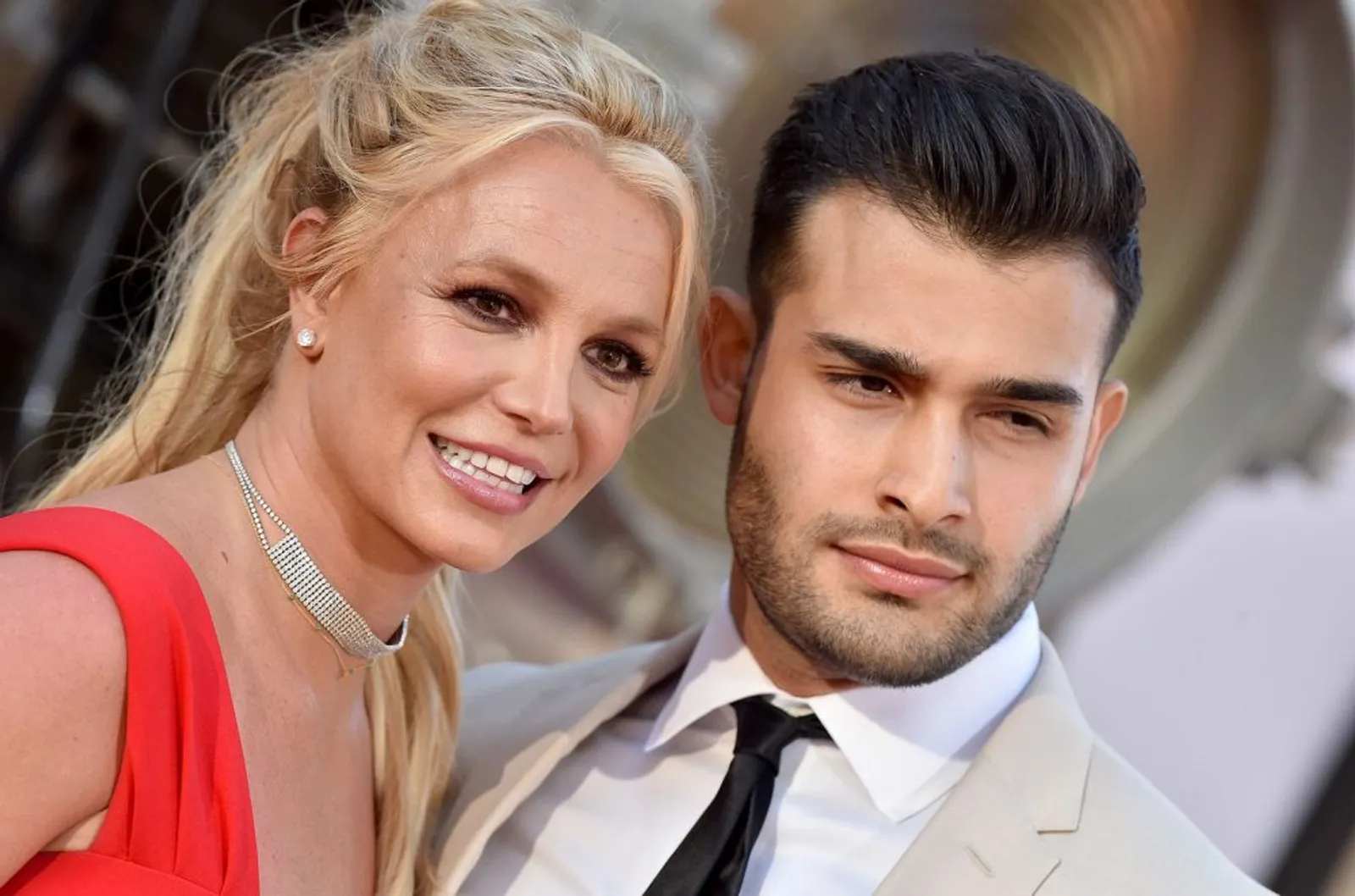 Britney Spears Tunangan, Ini 6 Fakta Hubungannya dengan Sam Asghari