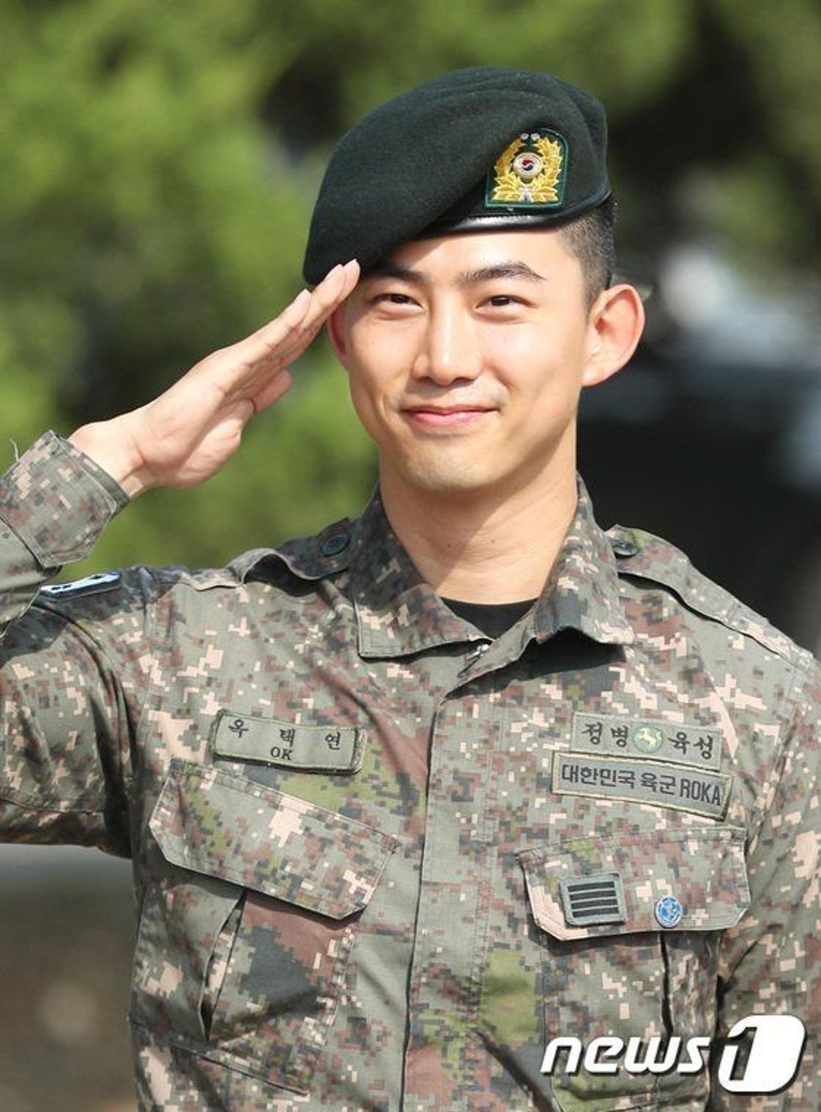 11 Idol & Aktor Korea Ini Berpangkat Tinggi Saat Wajib Militer