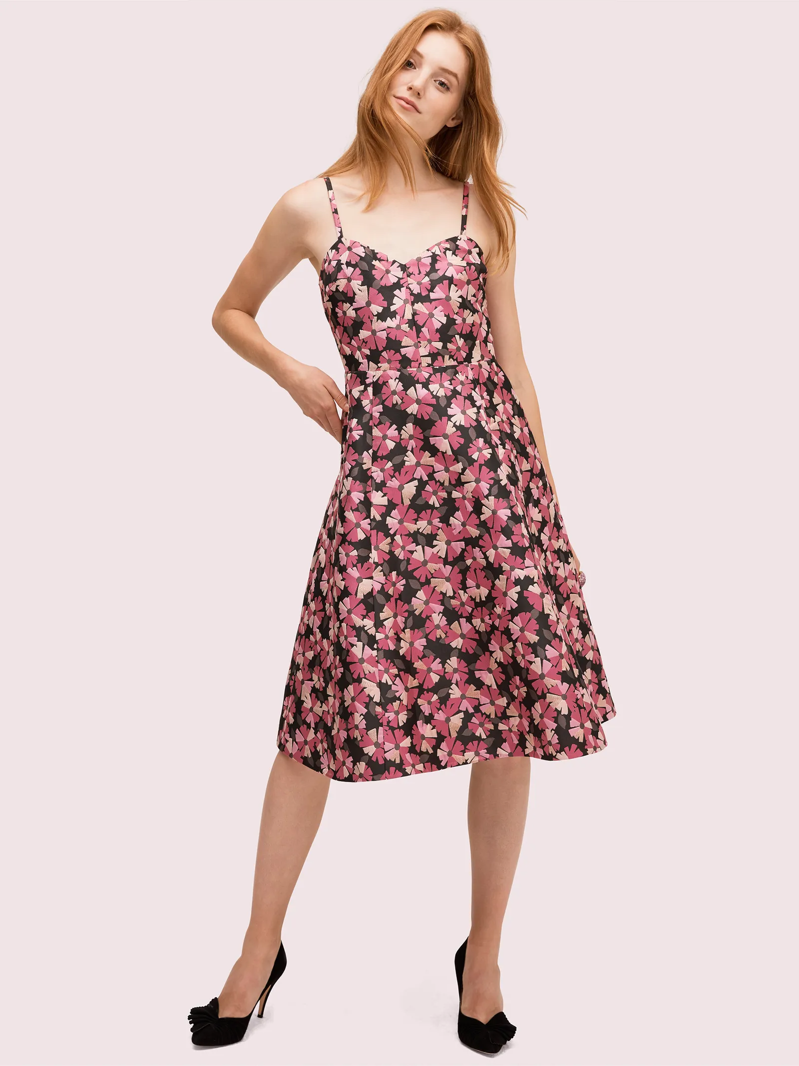 #PopbelaOOTD: Kumpulan Dress Motif Floral Khas Musim Panas