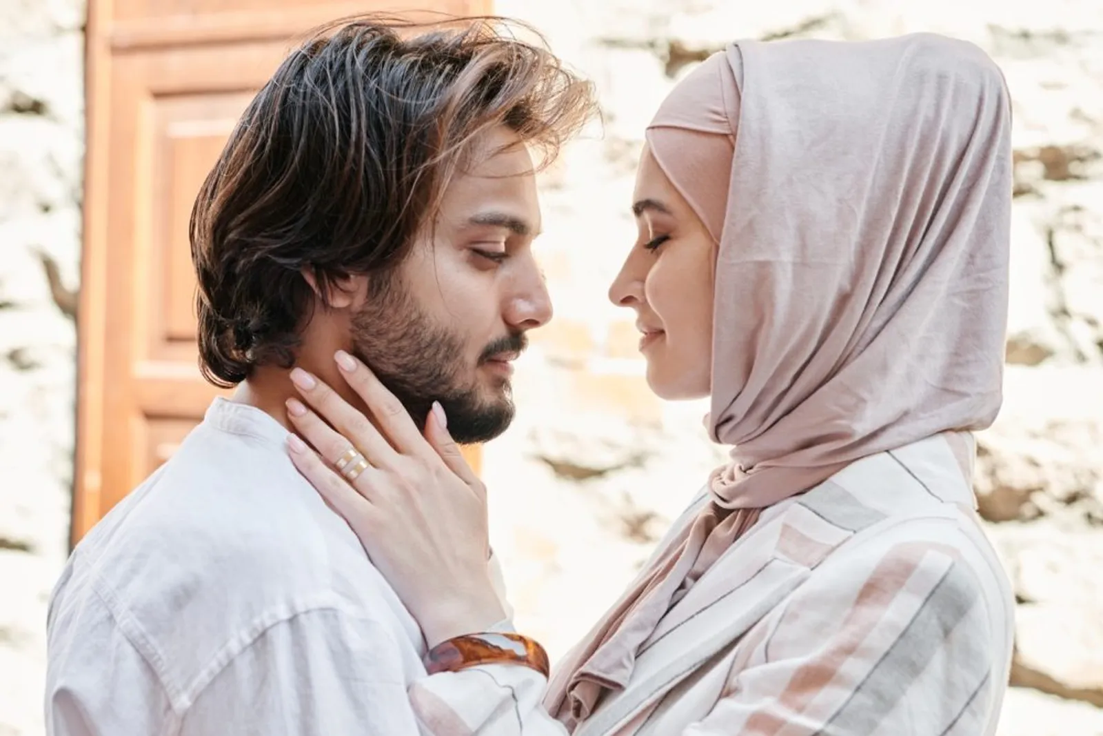 18 Cara Menjadi Istri Sholehah Sesuai Ajaran Islam 