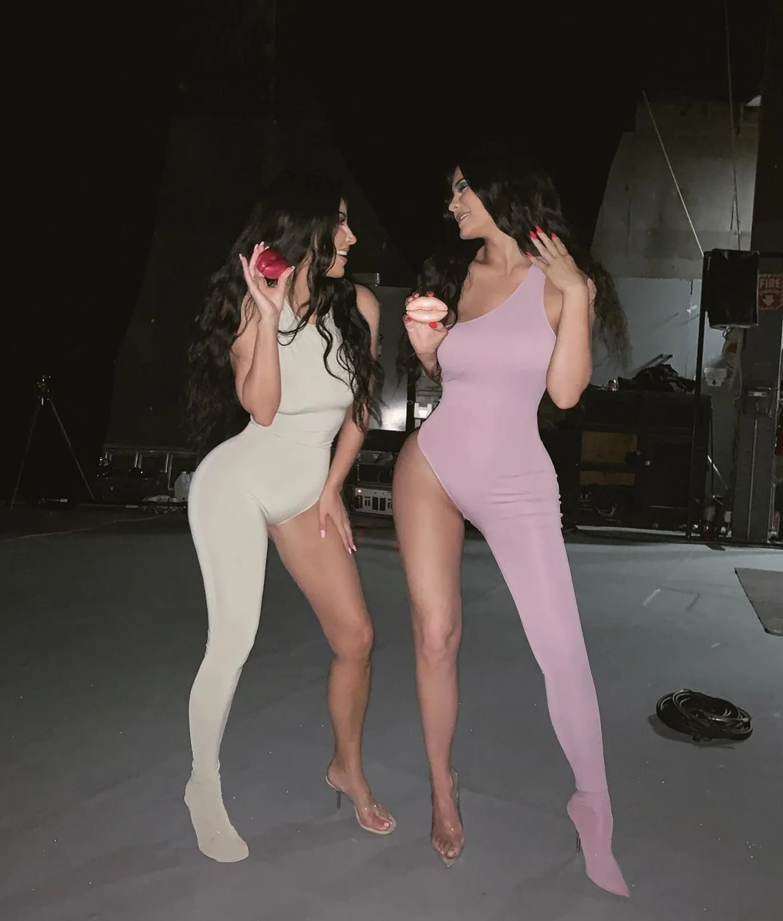 Potret Seksi Busana Kylie Jenner yang Jarang Disorot Netizen