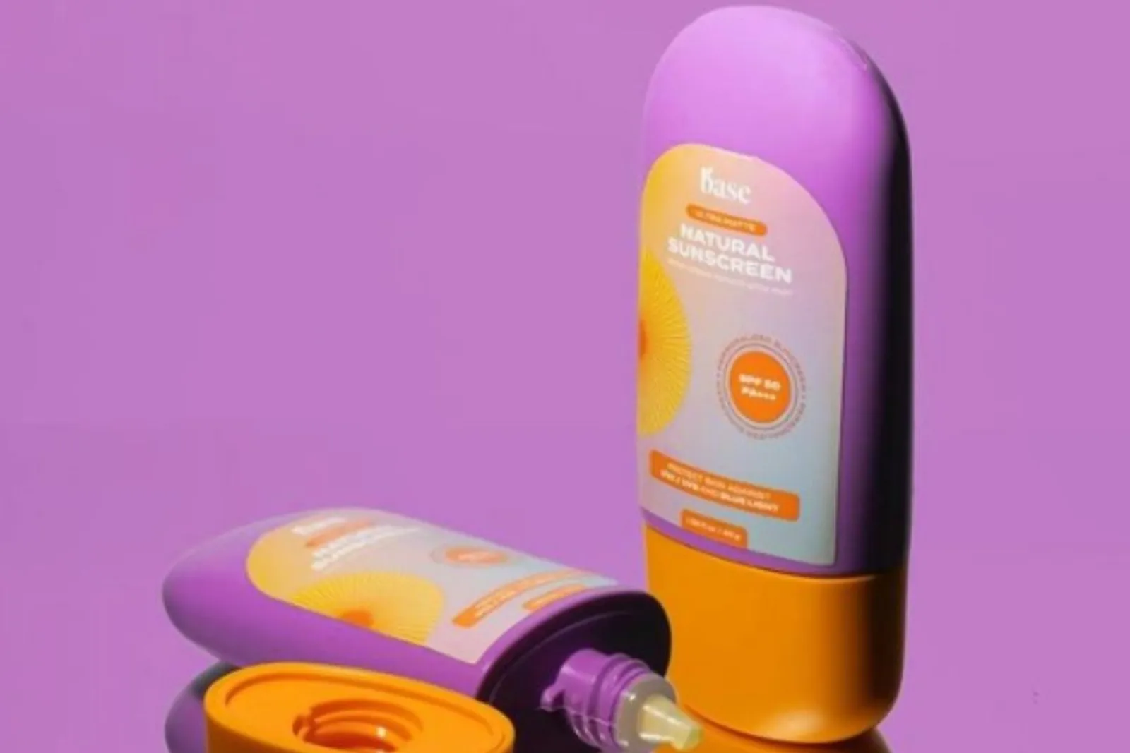 6 Rekomendasi Sunscreen Lokal Anti Lengket, Nyaman Digunakan!