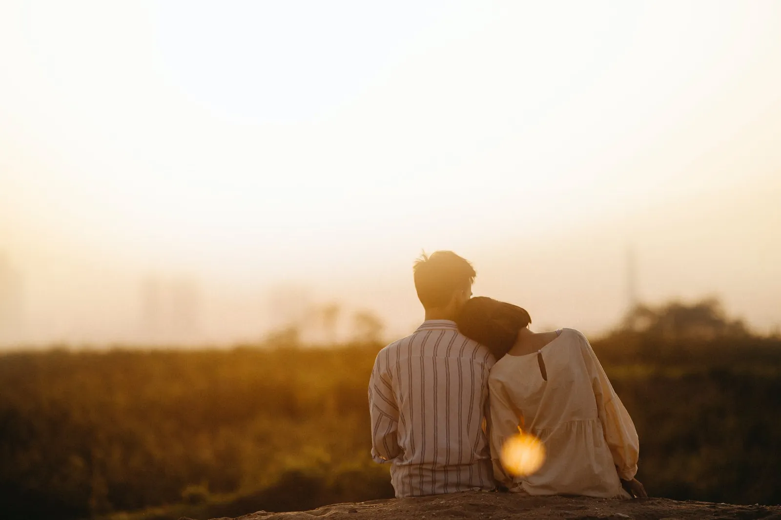 6 Tips Tetap Bahagia Bersama Pasangan yang Super Sibuk
