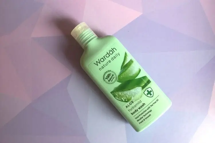 Review: Wardah Nature Daily Aloe Hydramild Body Wash, Segar & Lembap!