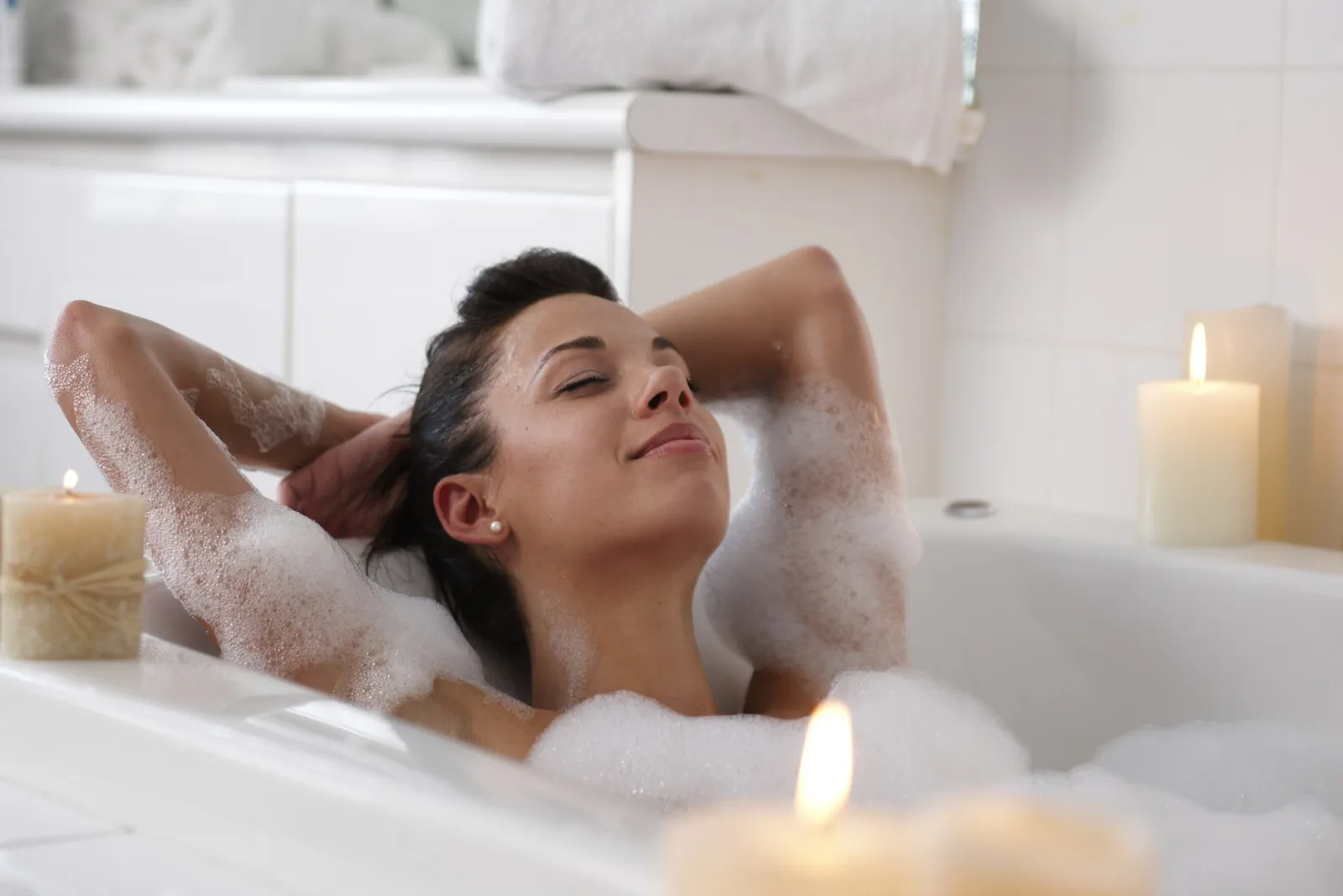 7 Rekomendasi Bath Bomb untuk Sensasi Mandi Berbeda
