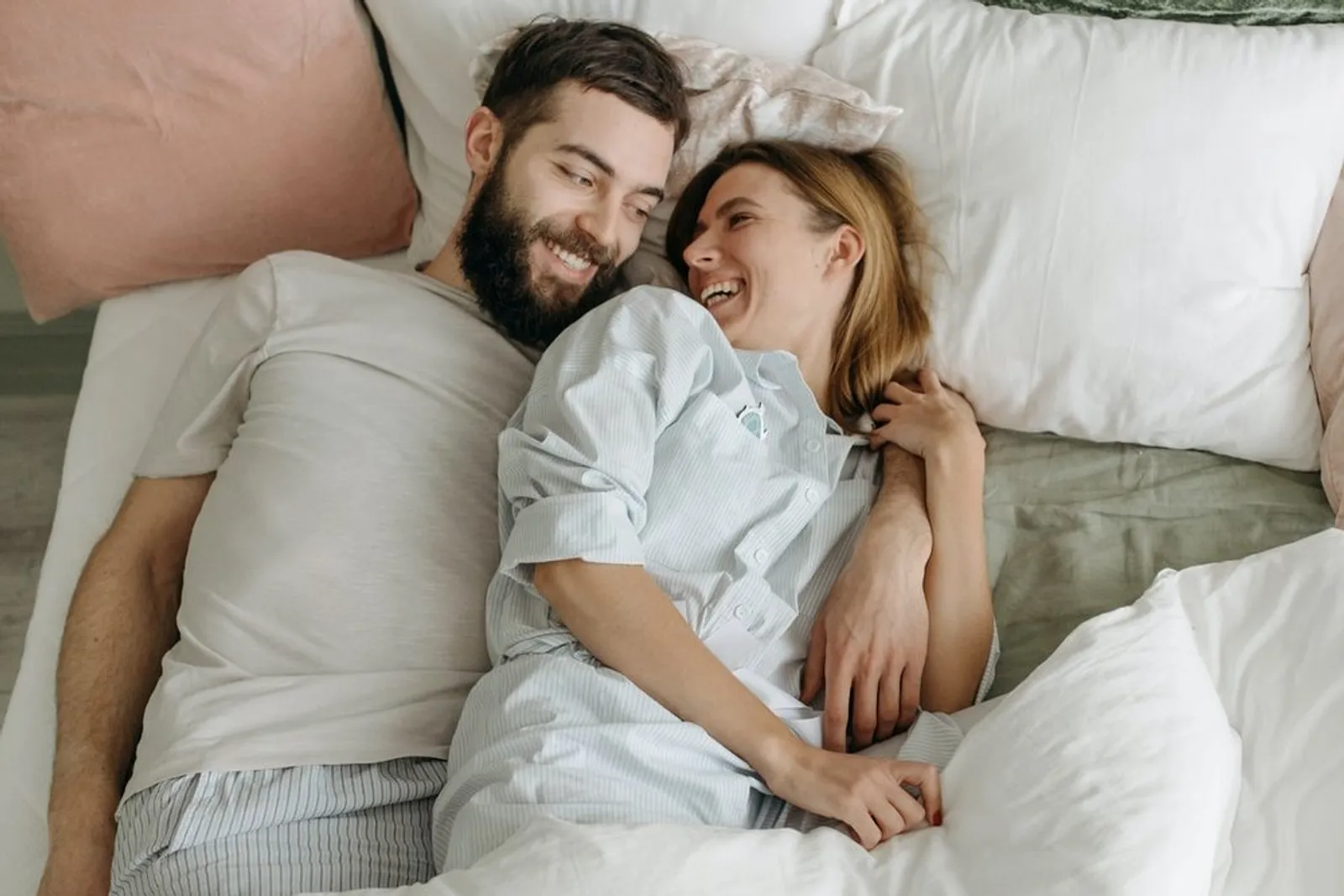 18 Arti Mimpi Suami Selingkuh Menurut Primbon dan Islam