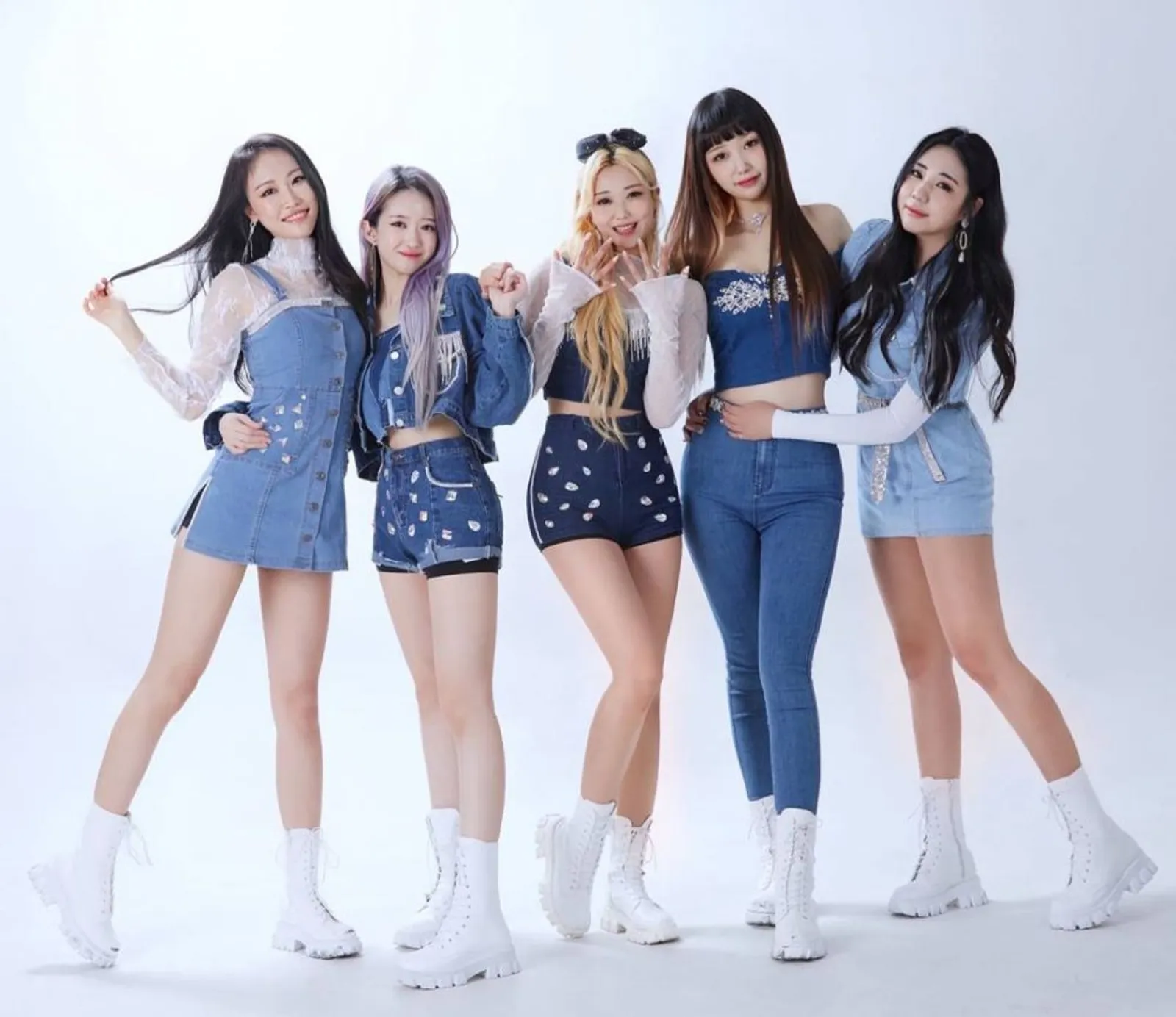 Gaya Kompak Solia, Girlband Korea yang Bubar Setelah 5 Hari Debut