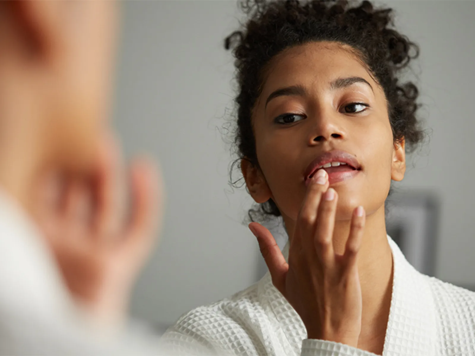 12 Rekomendasi Lip Care yang Bikin Bibir Lembut dan Merah Alami