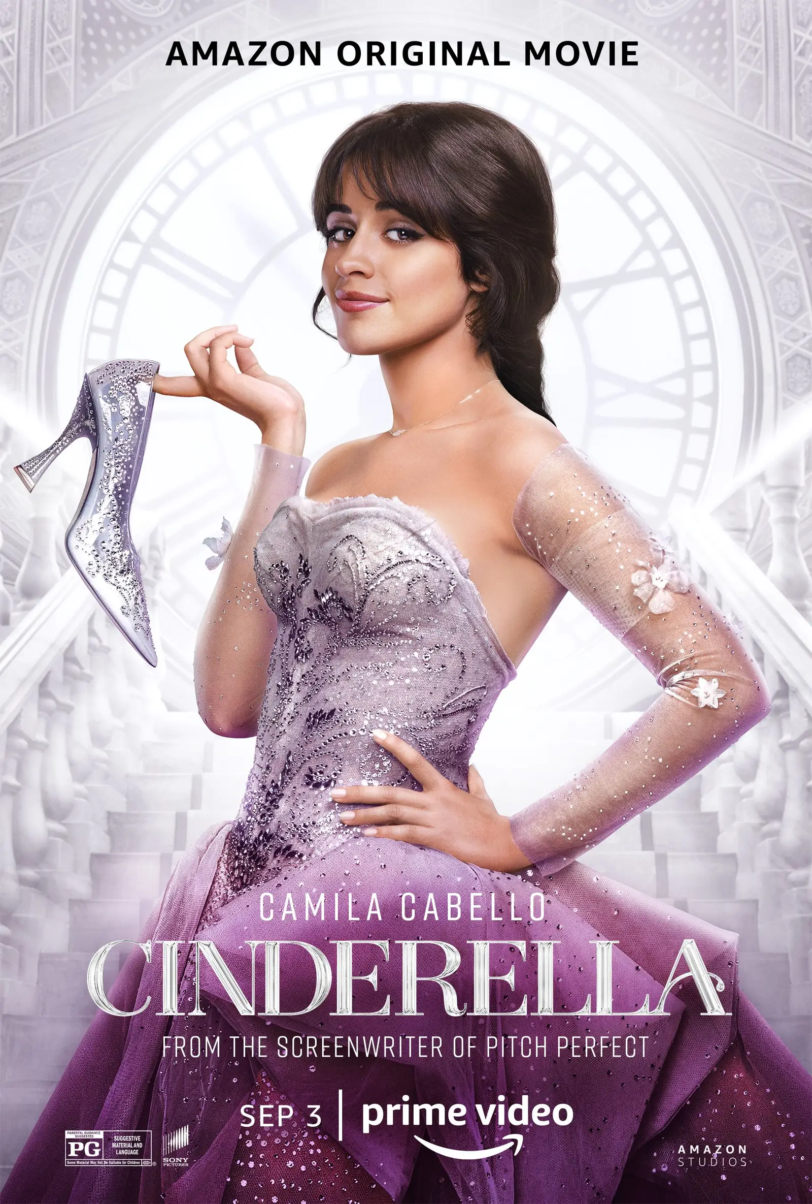 Deretan Film dengan Gaun Cinderella Paling Unik, Beda dari Kartun!