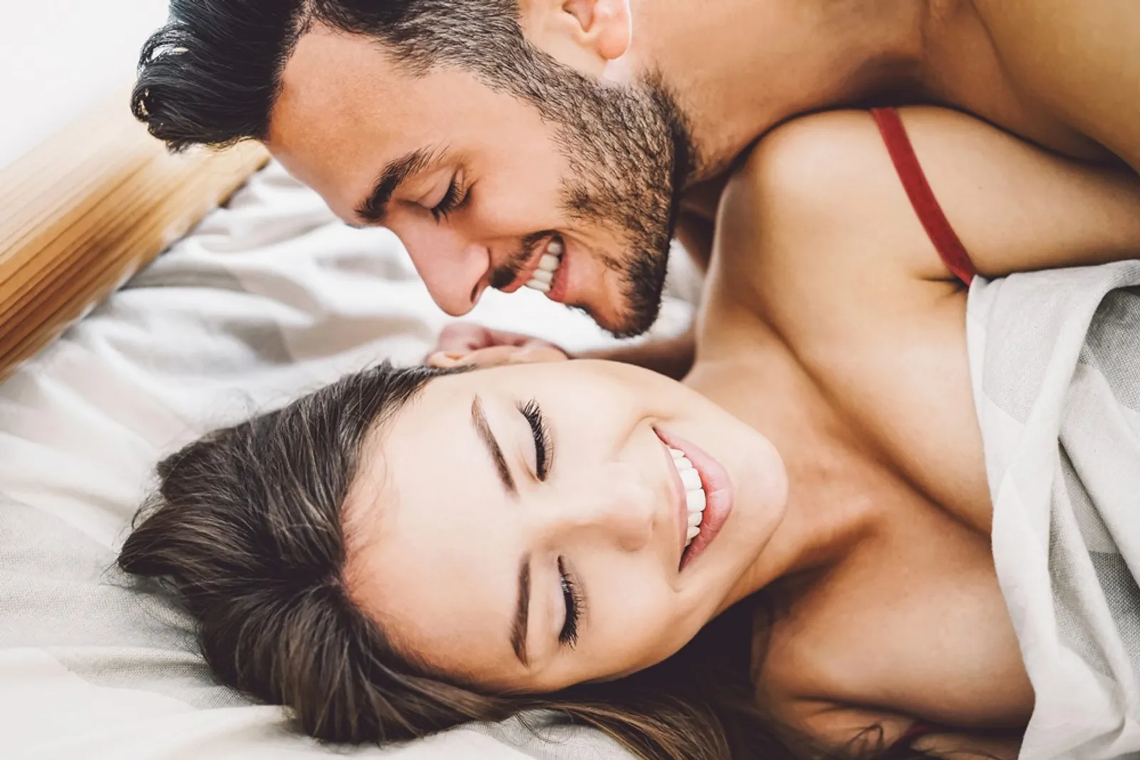 9 Kalimat Nakal yang Sering Diucapkan Saat Berhubungan Seks