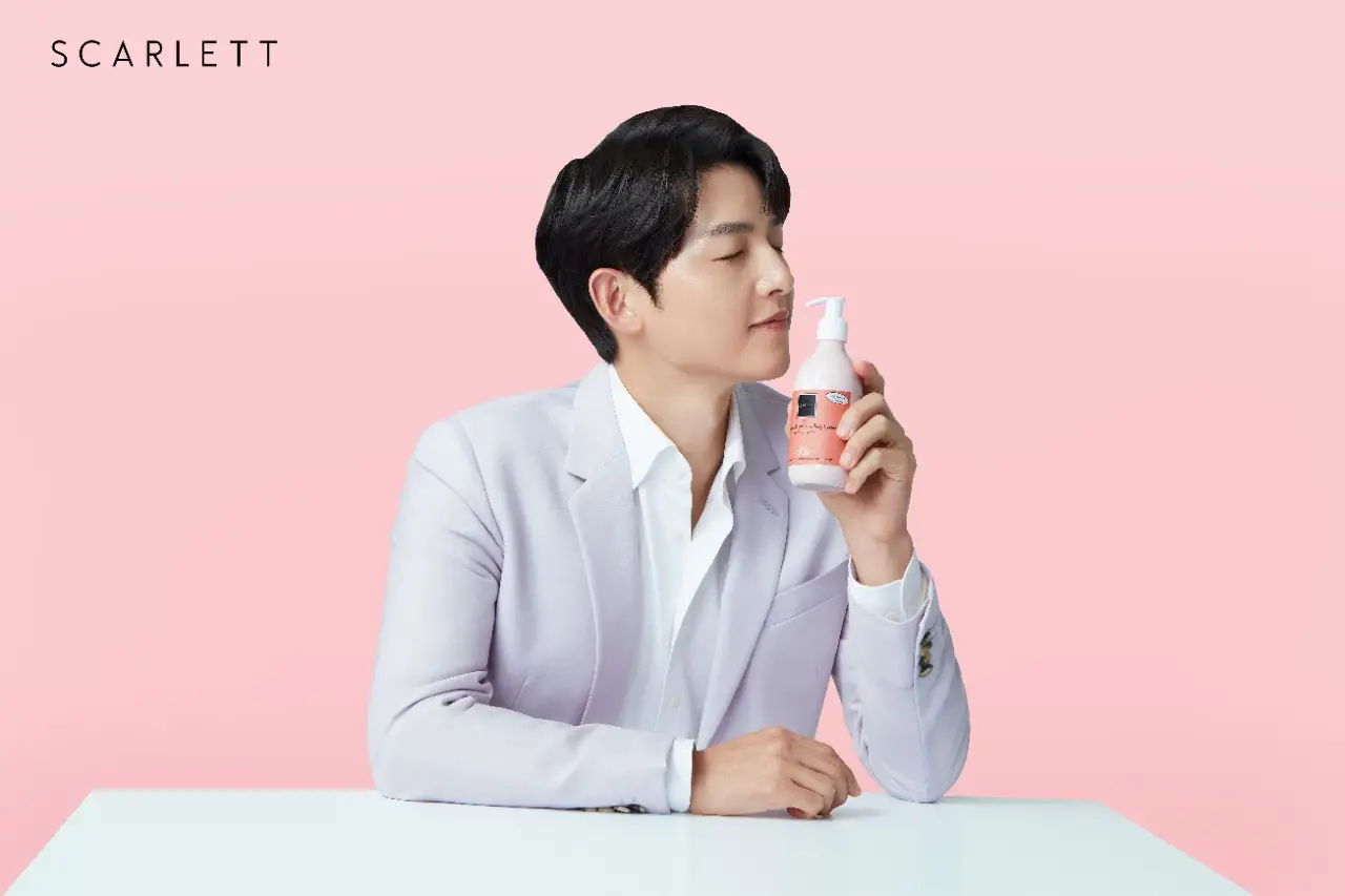 Bikin Heboh Netizen, Scarlett Unjuk Song Joong Ki jadi Star Ambassador