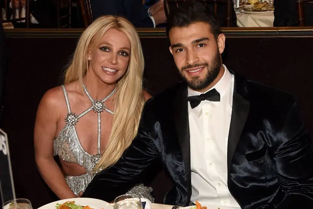 Britney Spears Tunangan, Ini 6 Fakta Hubungannya dengan Sam Asghari