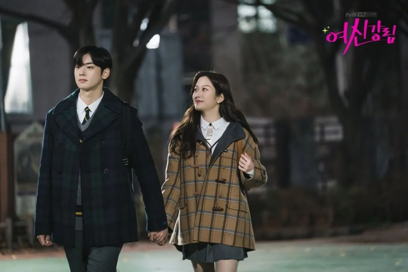 Tampil Serasi, 10 Pasangan Drama Korea Ini Ternyata 'Noona-Dongsaeng'