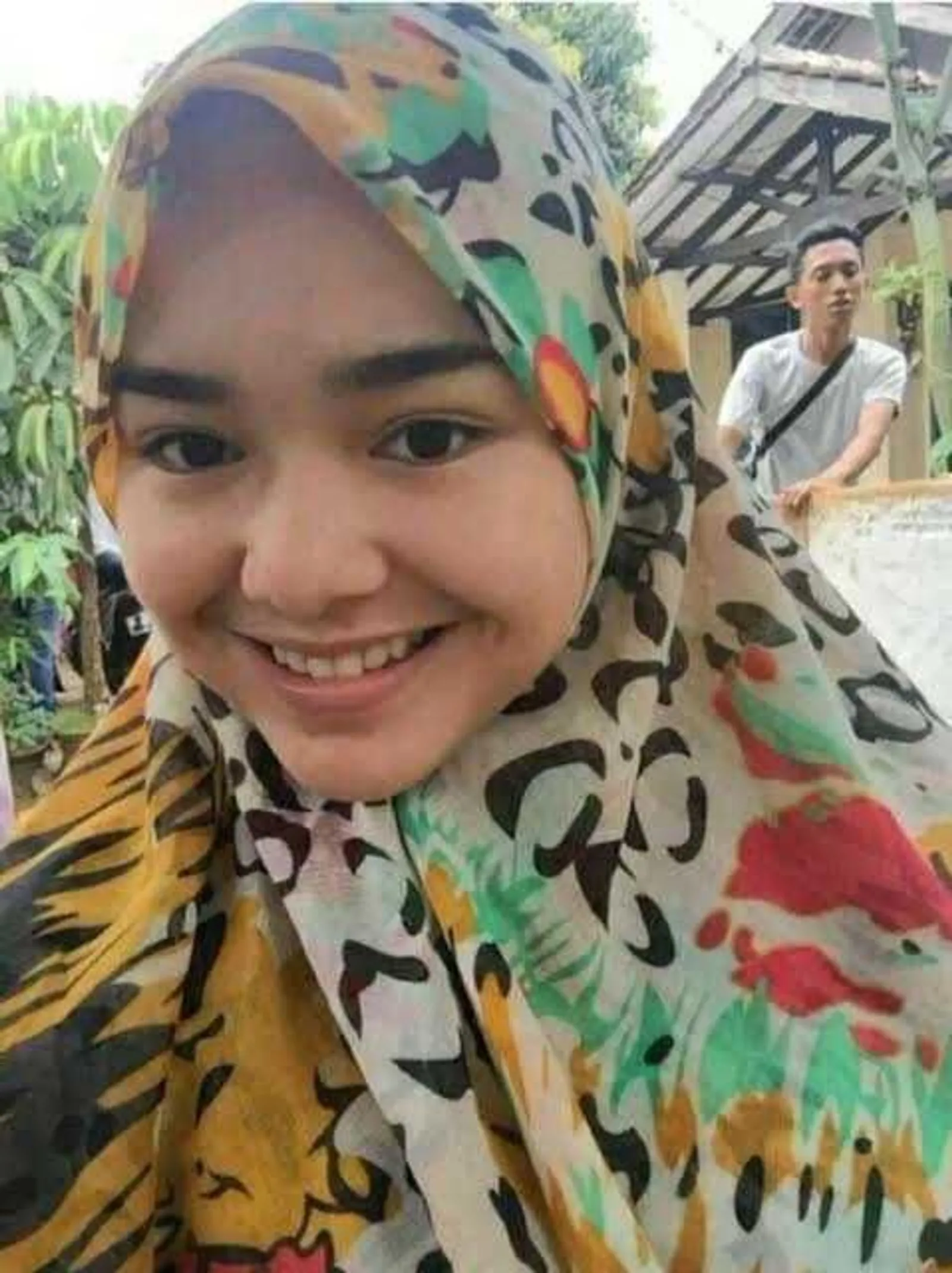 7 Gaya Amanda Manopo Pakai Hijab, Bikin Heboh Satu Indonesia