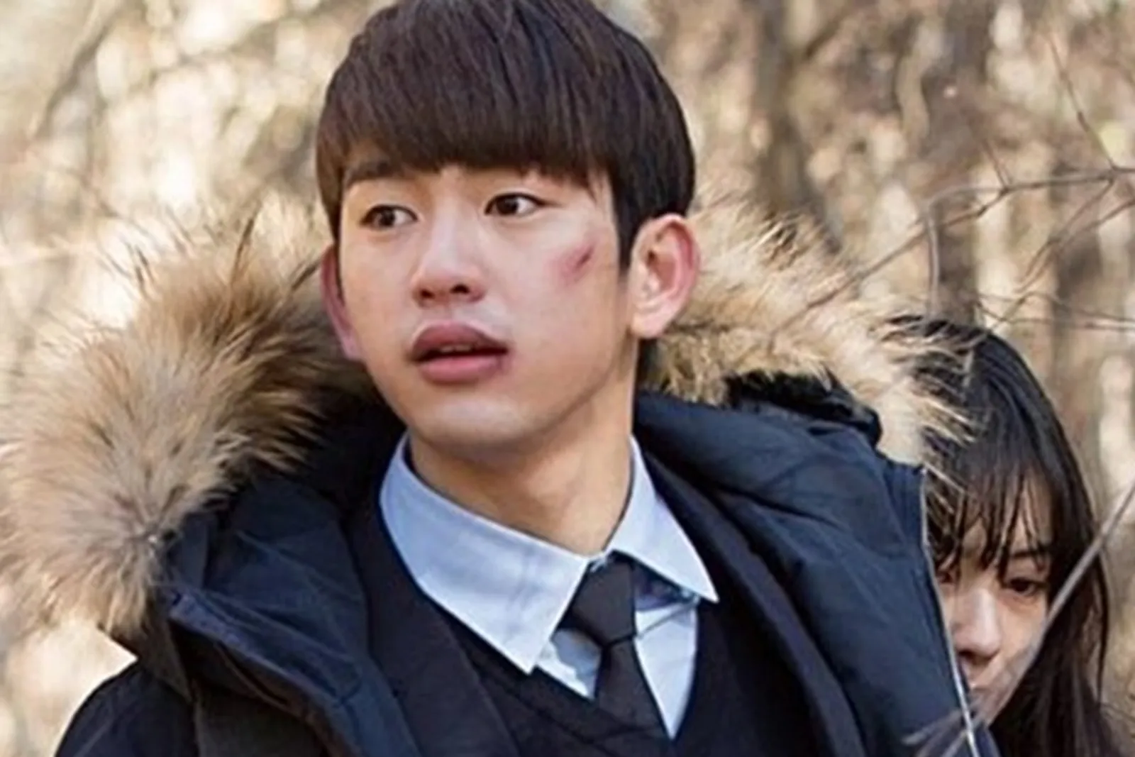 Kian Bersinar, Jinyoung 'GOT7' Jadi Pemeran Utama di 'Christmas Carol'