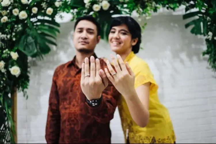 Diam-Diam Cerai, Ini 9 Potret Romantis DJ Una dan Suami Sebelum Pisah