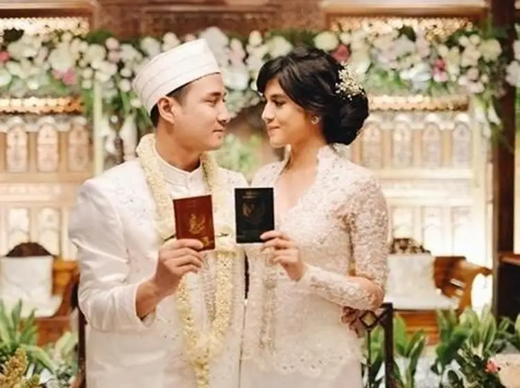 Diam-Diam Cerai, Ini 9 Potret Romantis DJ Una dan Suami Sebelum Pisah