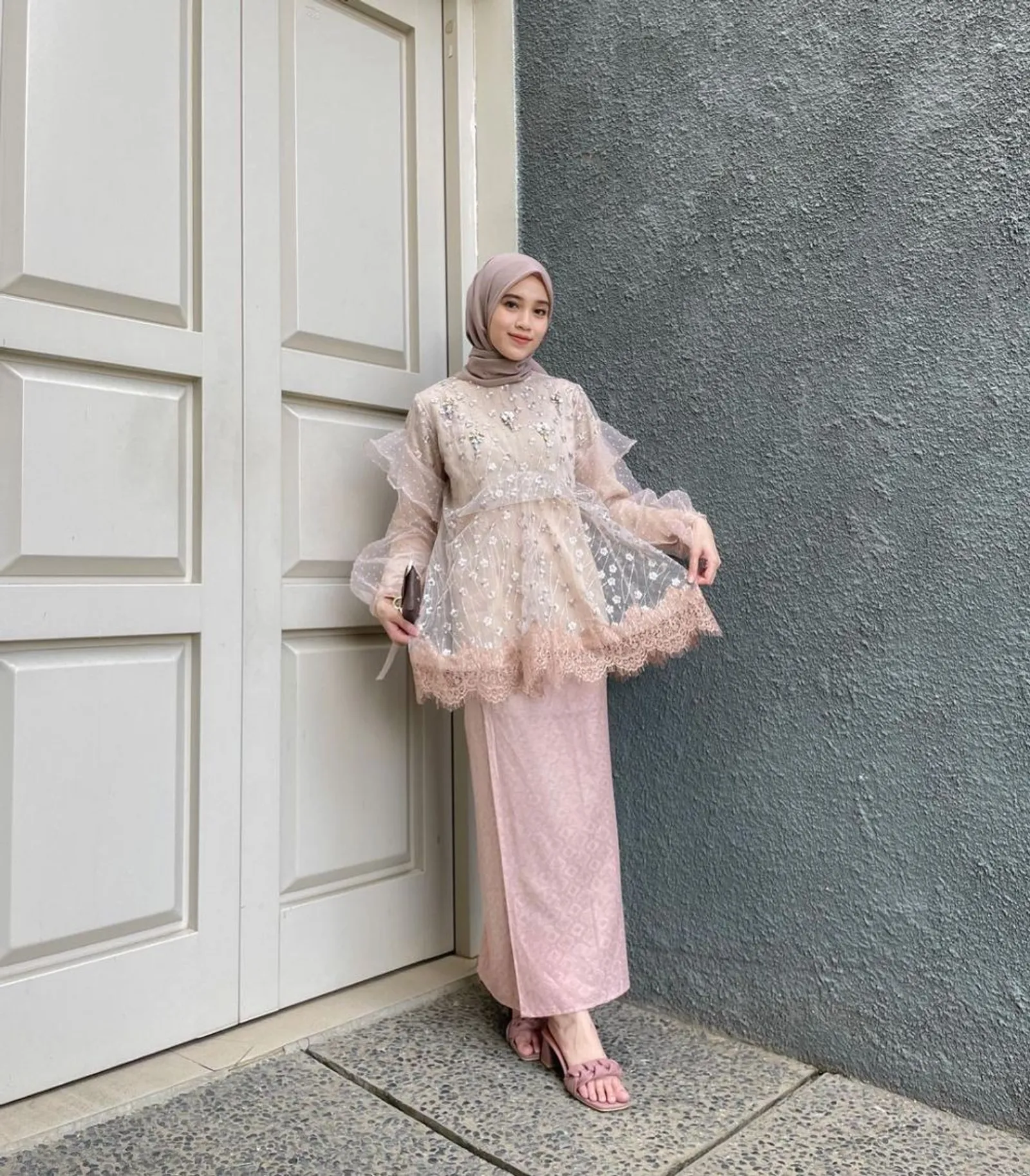 Inspirasi Model Kebaya Muslim untuk Hadiri Pesta Pernikahan