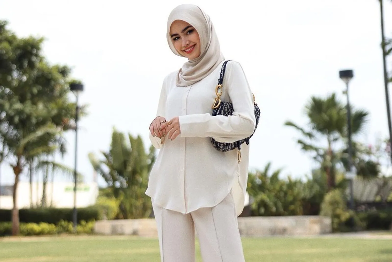 Tips & Trik Memilih Fashion Hijab Sesuai Bentuk Tubuh