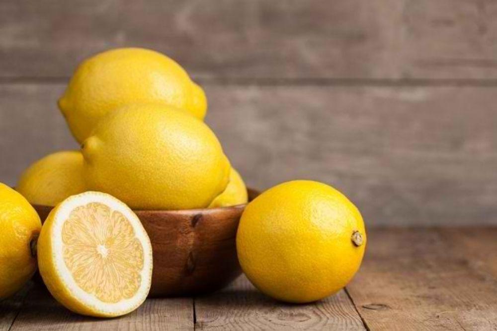 Nggak Cuma Enak, 7 Makanan Ini Bantu Atasi Jerawat