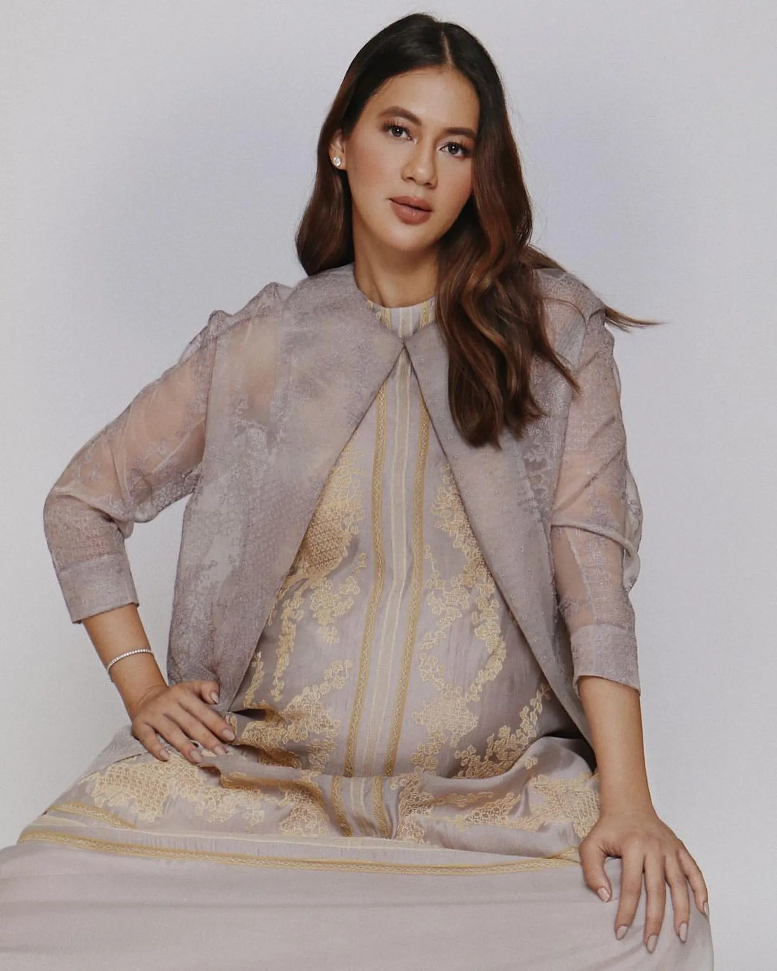 Gaya Terkini Para Supermodel Indonesia yang Telah Berstatus Ibu