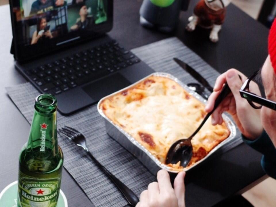 Beer O'Clock is Back! Kolaborasi Praktis Heineken dengan Cloud Kitchen