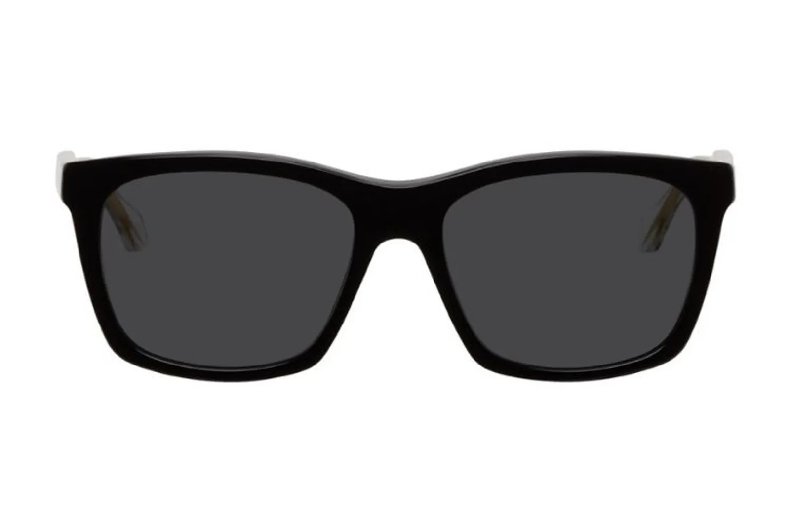 #PopbelaOOTD: Rekomendasi Kacamata Hitam untuk Pemilik Wajah Bulat