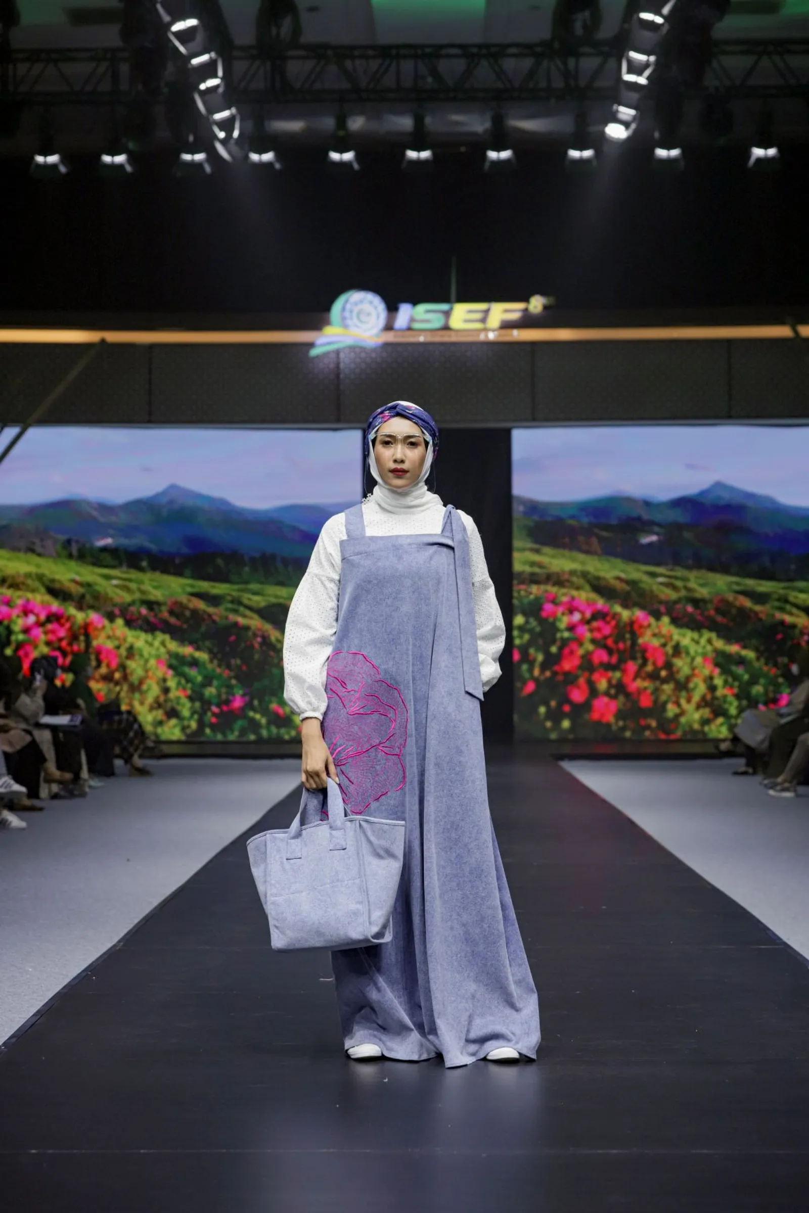 ISEF 2021 Hadirkan Sustainable Fashion Show dari 157 Desainer