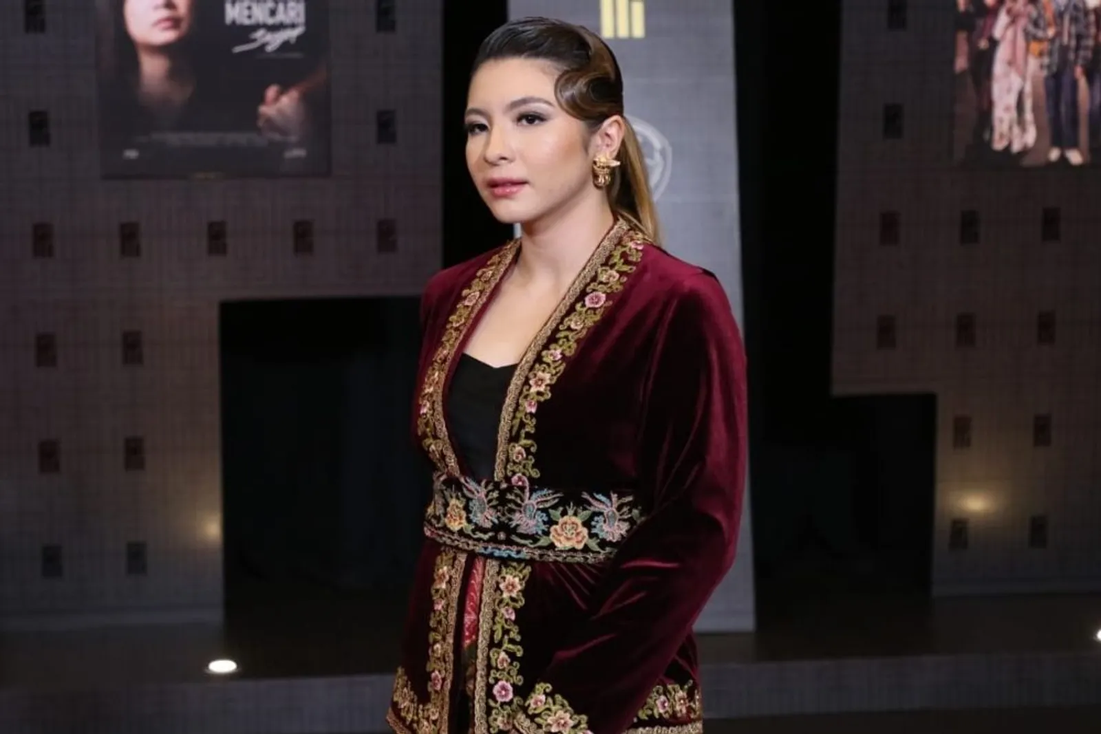 9 Penampilan Paling Menawan di Red Carpet Festival Film Indonesia 2021
