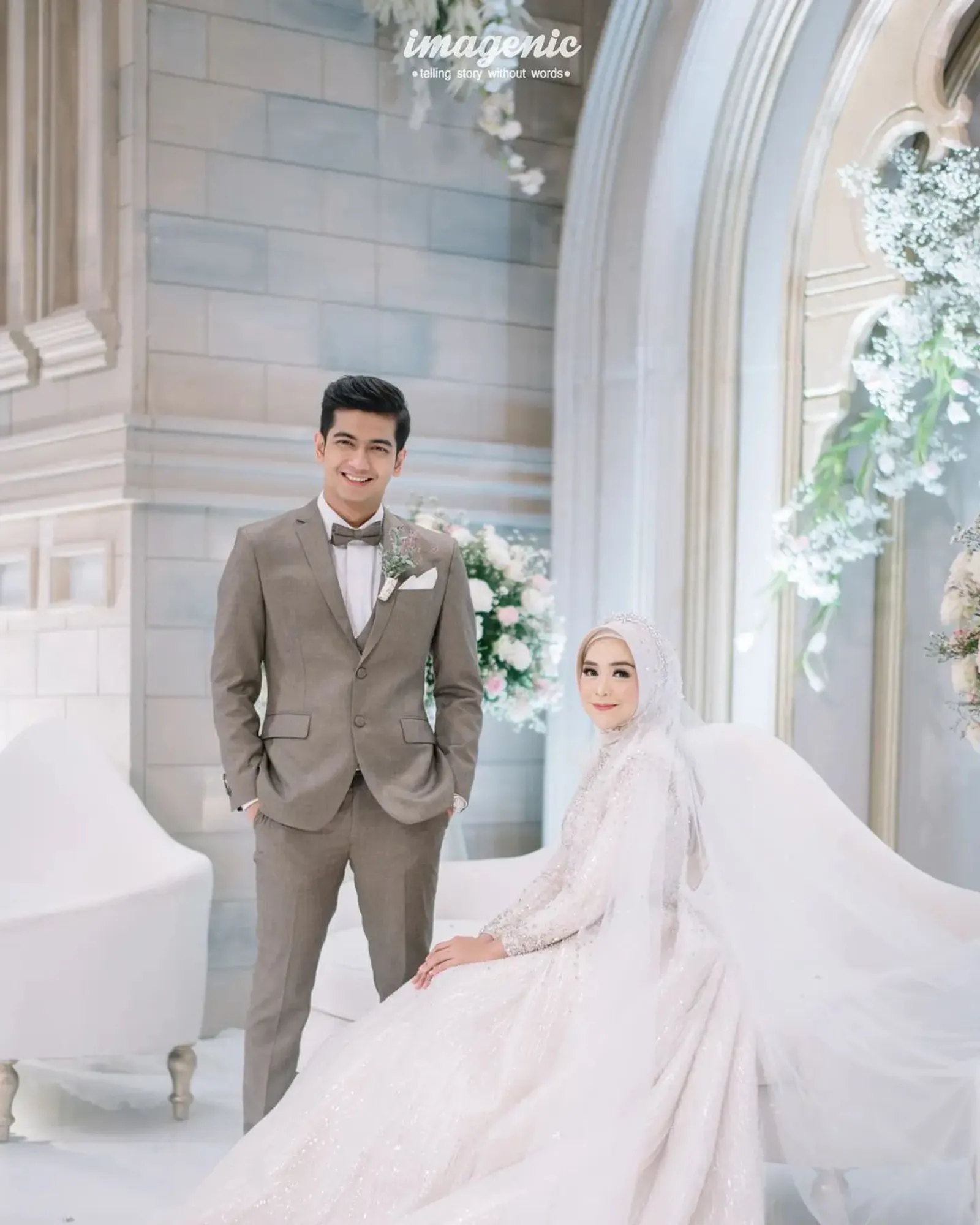 Deretan Gaya Manglingi Ria Ricis, Pre-Wedding hingga Hari Pernikahan