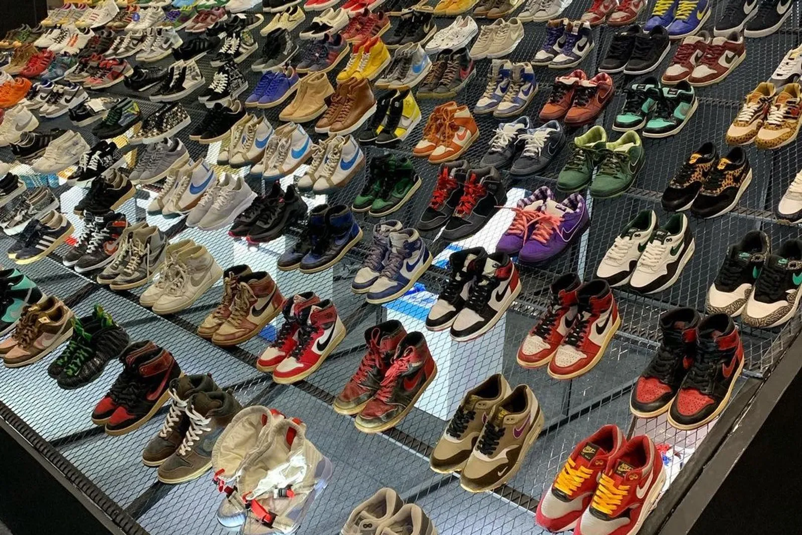 Urban Sneaker Society 2021 Hadirkan Sepatu Unik dan Kece di JCC