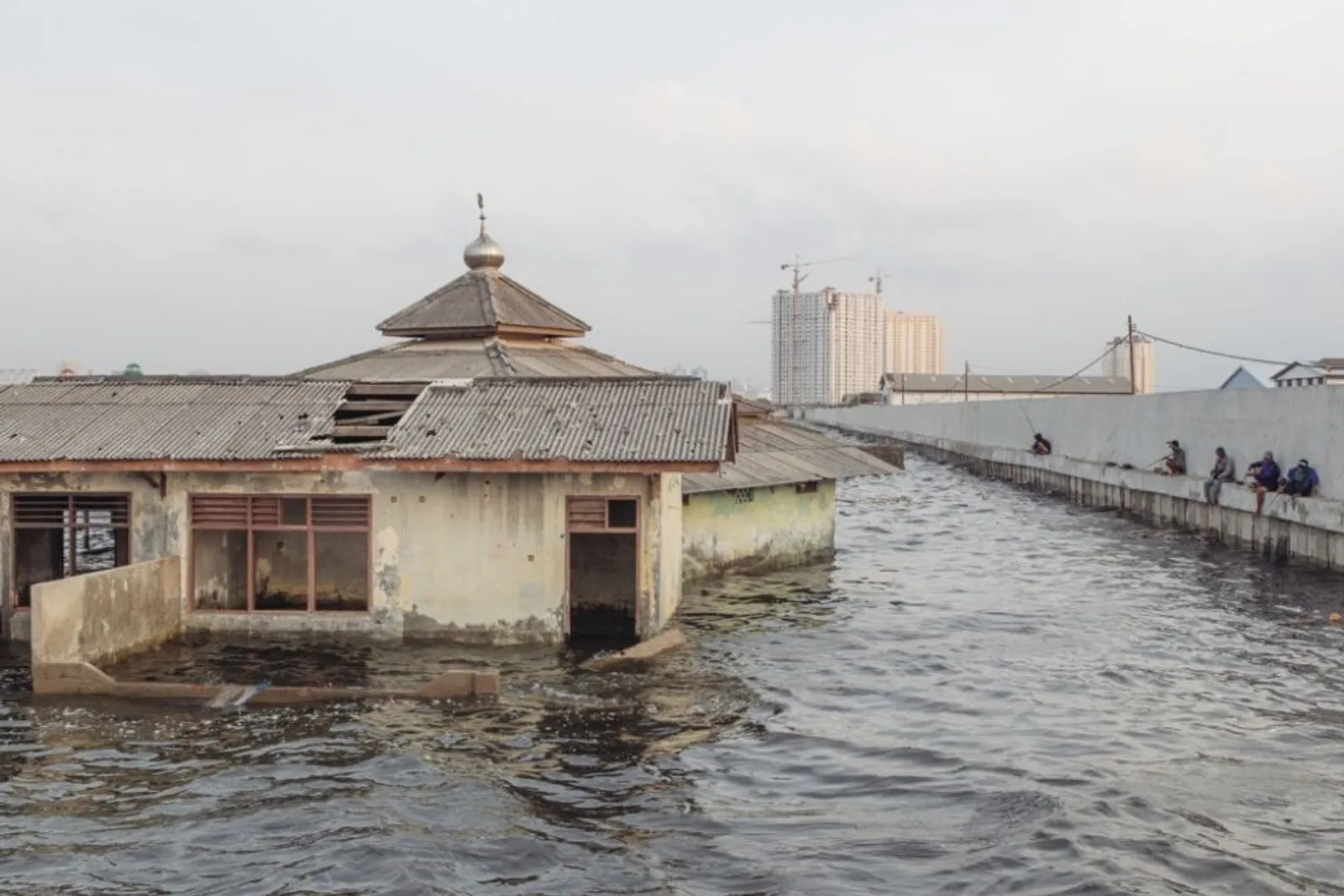 Apa Itu Banjir Rob yang Sering Landa Jakarta? Ini Penjelasannya!