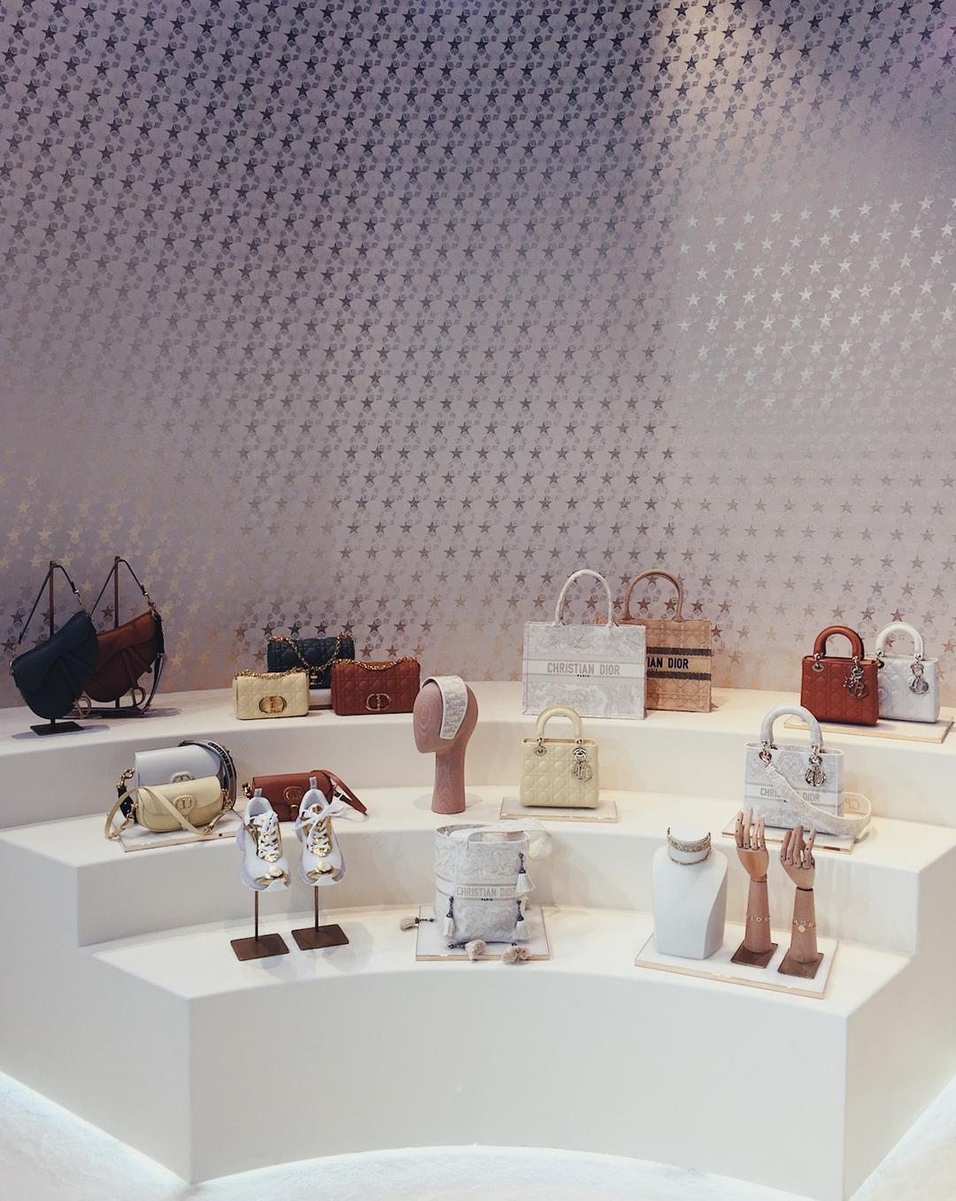 Private Preview Dior Cruise 2022, Suasana Athena di Alila SCBD