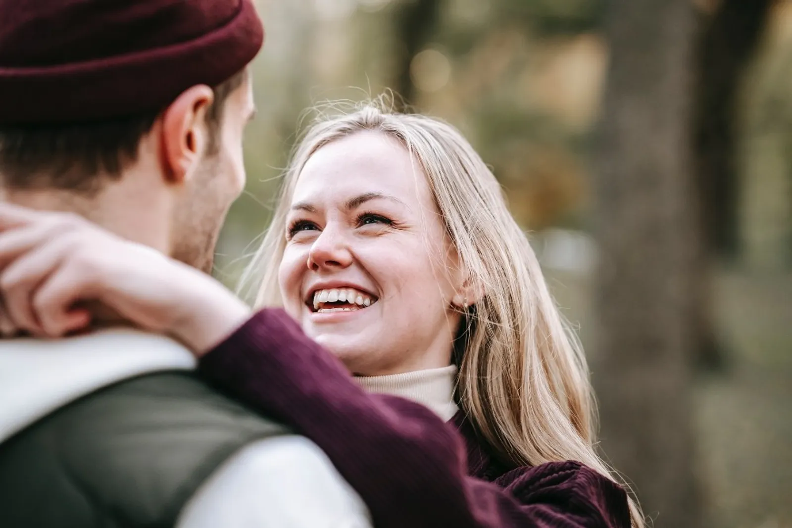 9 Ungkapan Cinta Istri yang Ingin Didengar Oleh Suami 