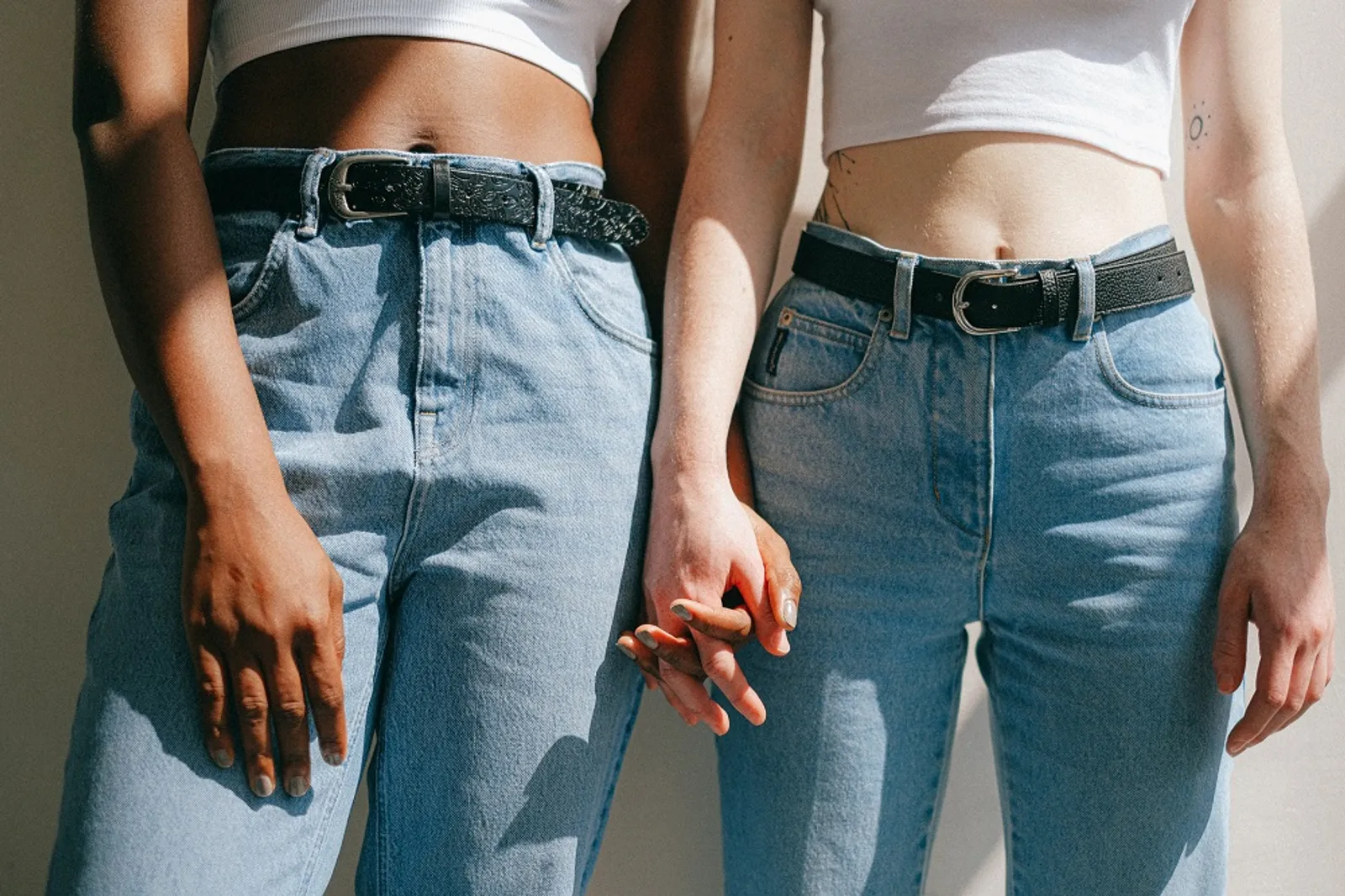 Pro Kontra Dibalik Seberapa Sering Kita Harus Cuci Jeans? Ini Idealnya