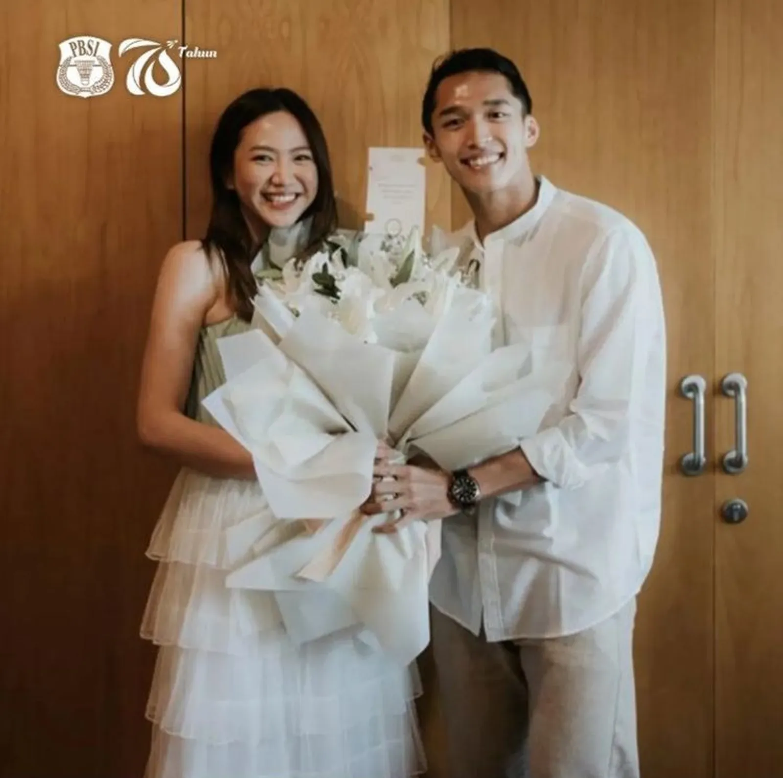 9 Momen Manis Jonatan Christie dan Shanju Eks 'JKT48' Tunangan