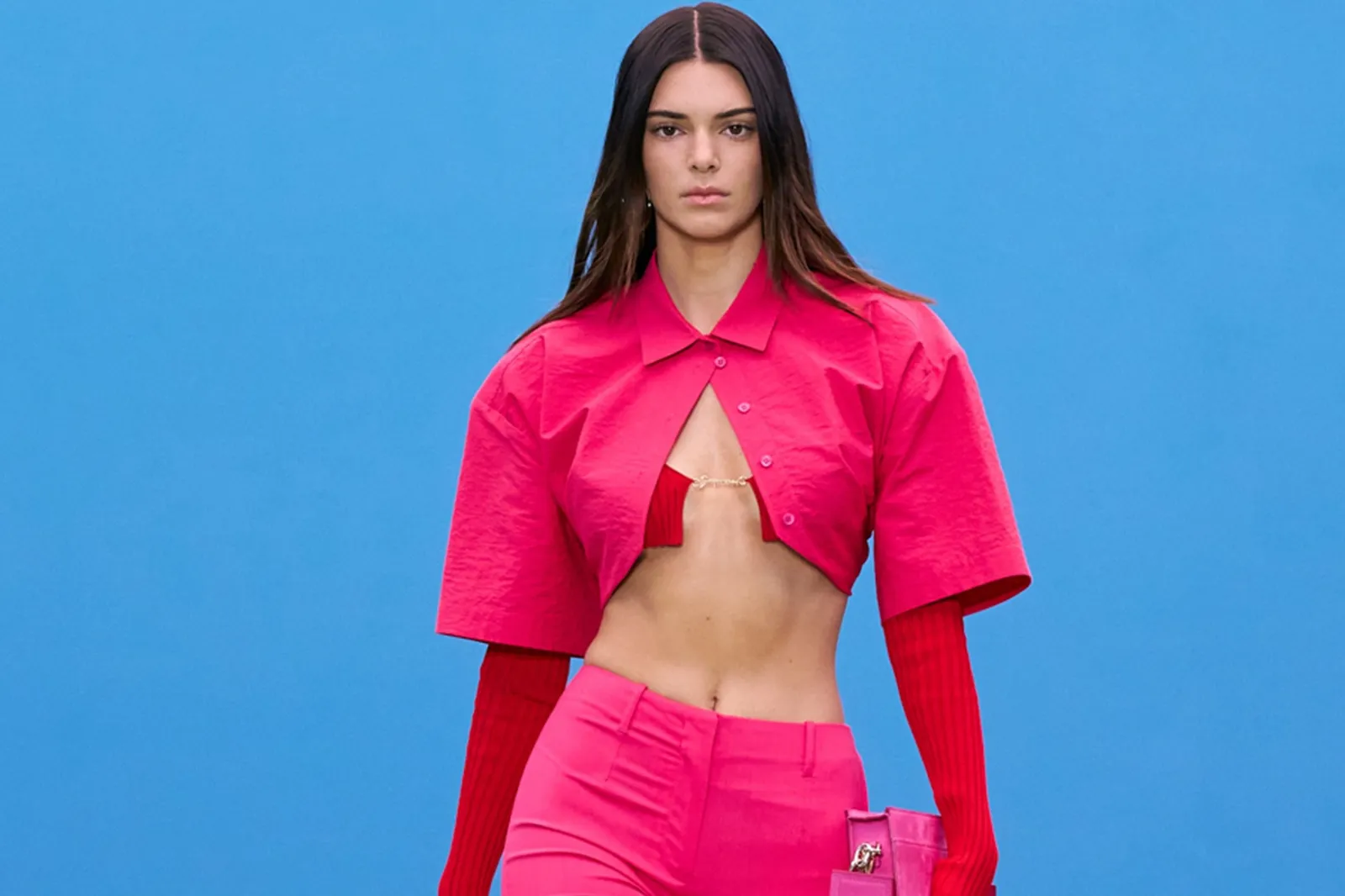 Transformasi Kendall Jenner di Runway, Lugu Hingga Makin Seksi