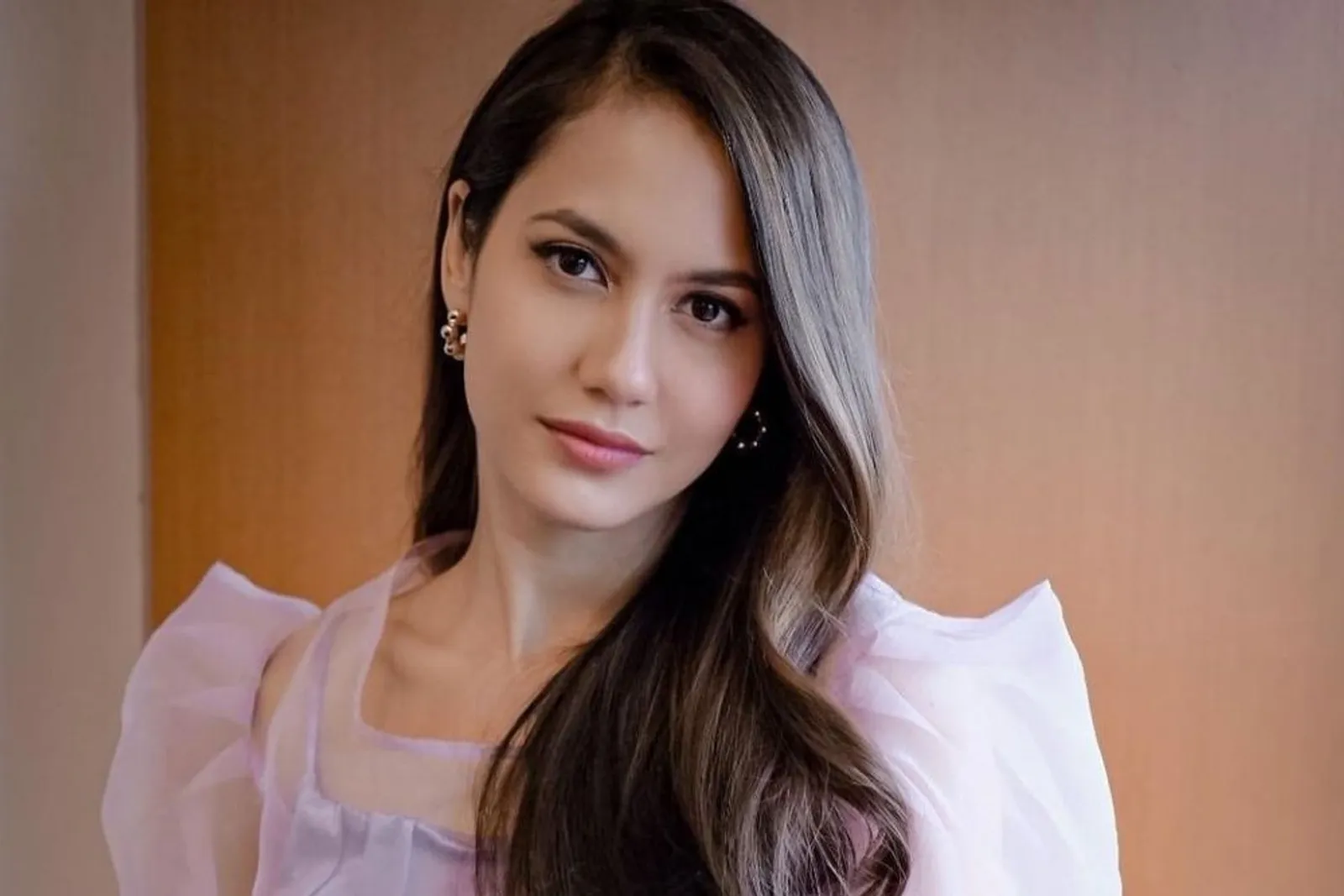 Potret Kece Pevita Pearce Sepanjang Tahun 2021, Tak Tertandingi!