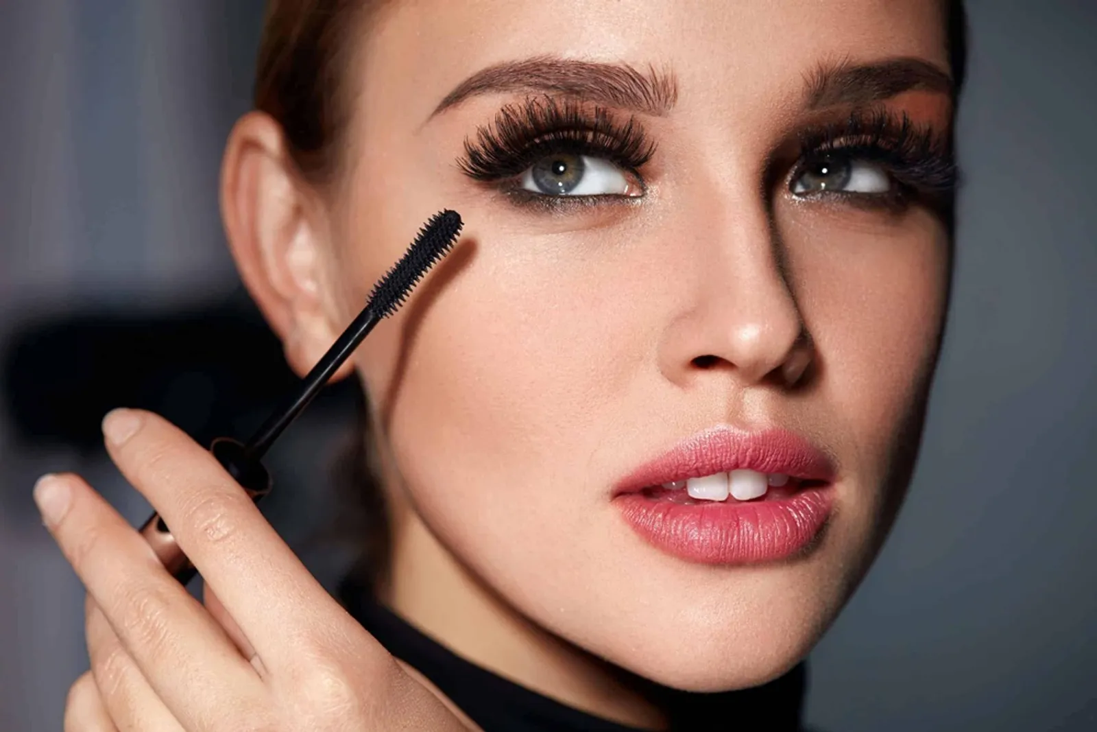 6 Alasan Kamu Nggak Boleh Sharing Makeup dengan Orang Lain